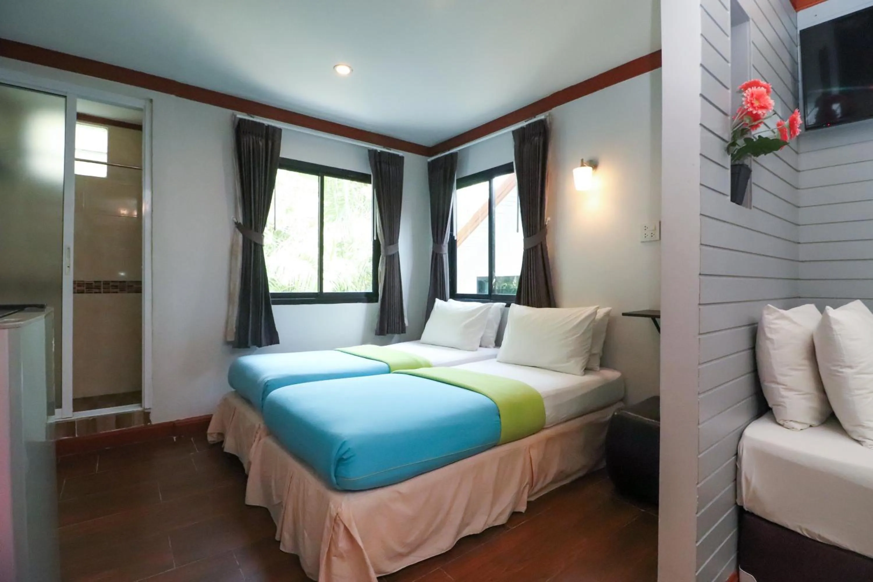 Bed in Sinsamut Koh Samed