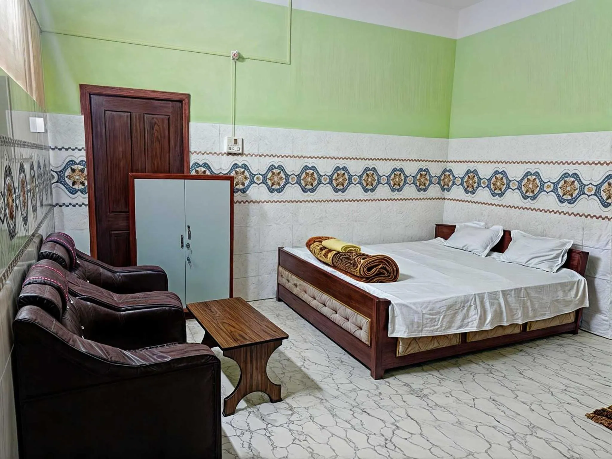 Living room in Hotel O Bismillah Hotel & Lodge