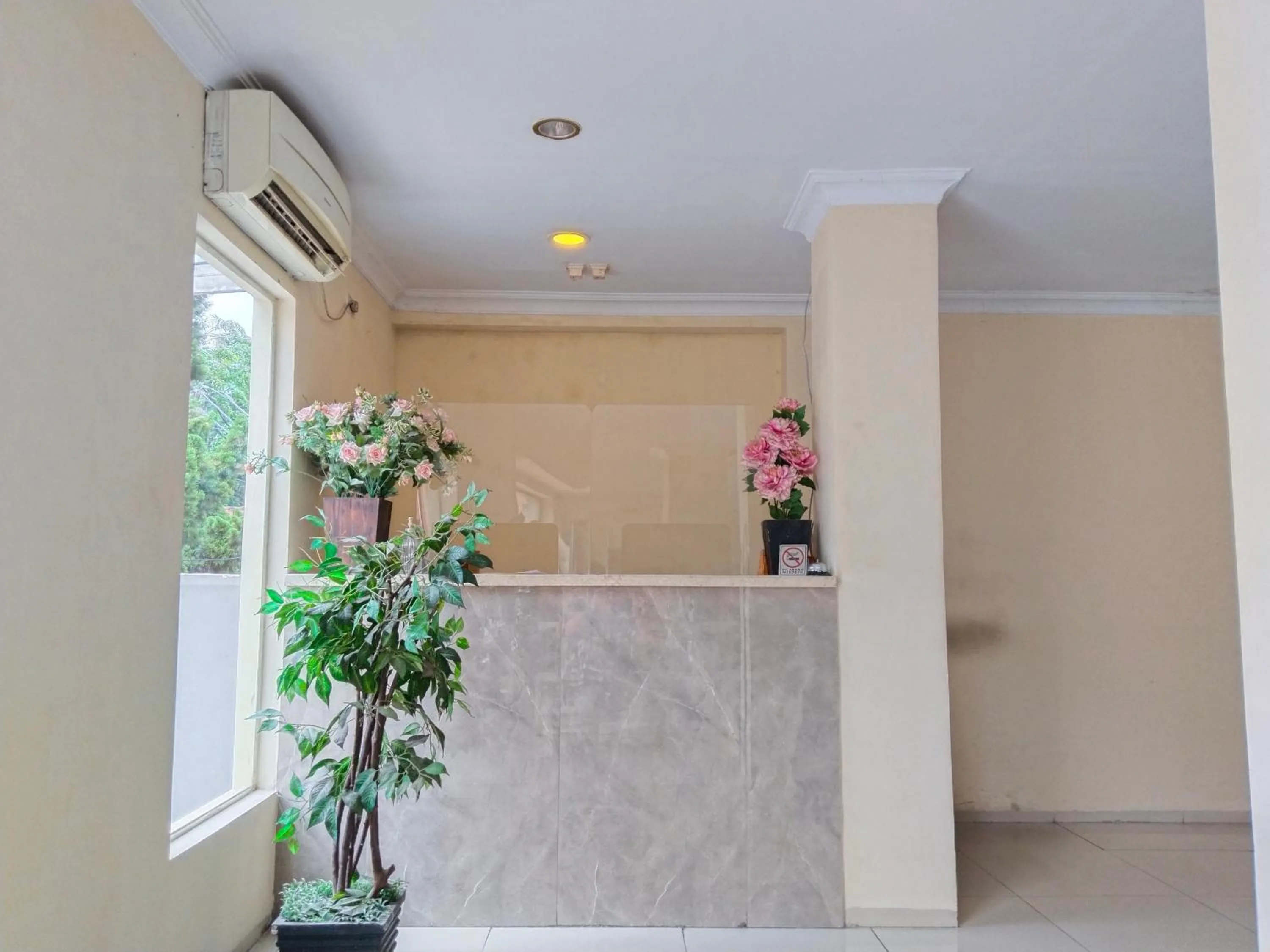 Metro Hotel Bekasi powered by Cocotel