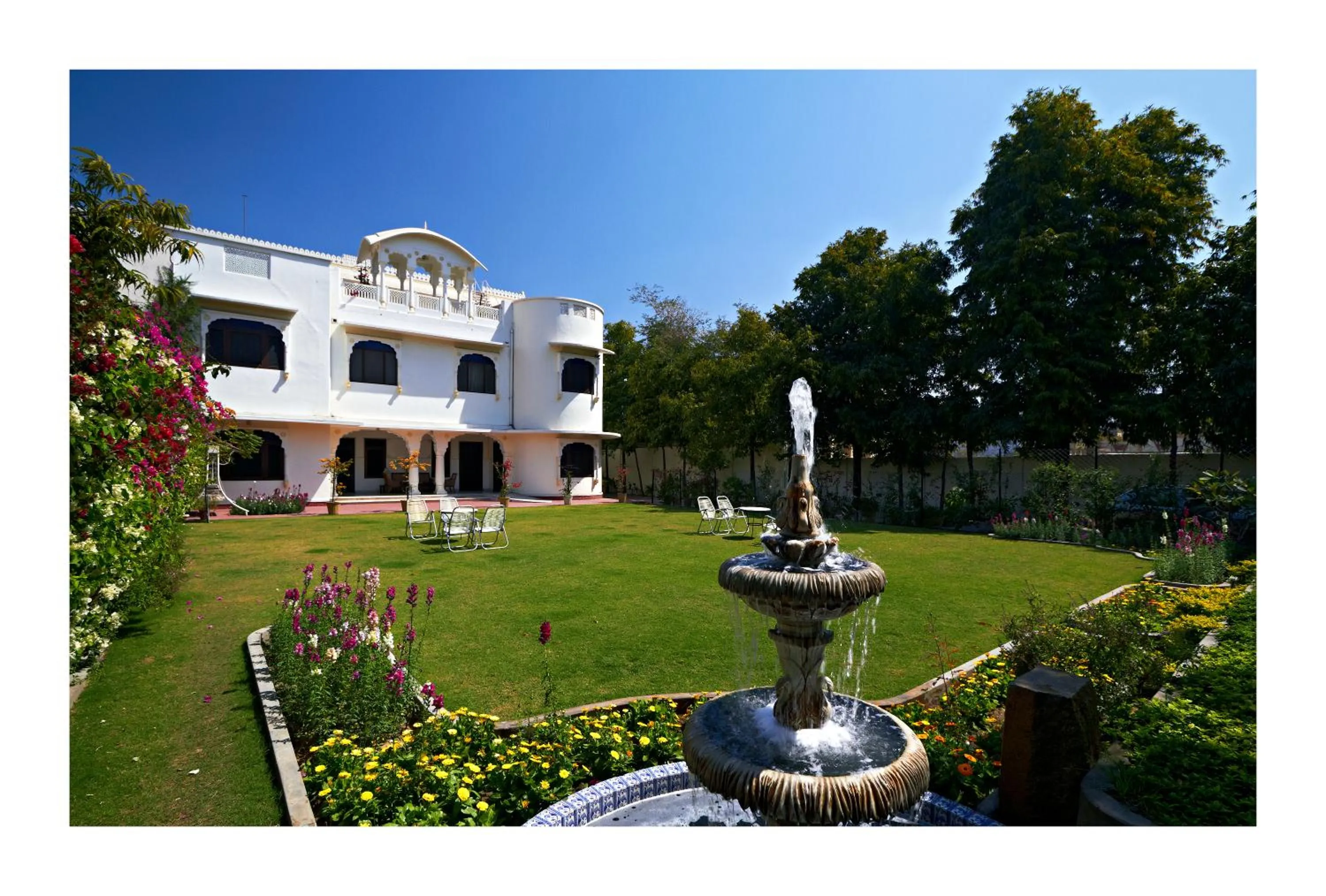 Garden in Hotel Meghniwas