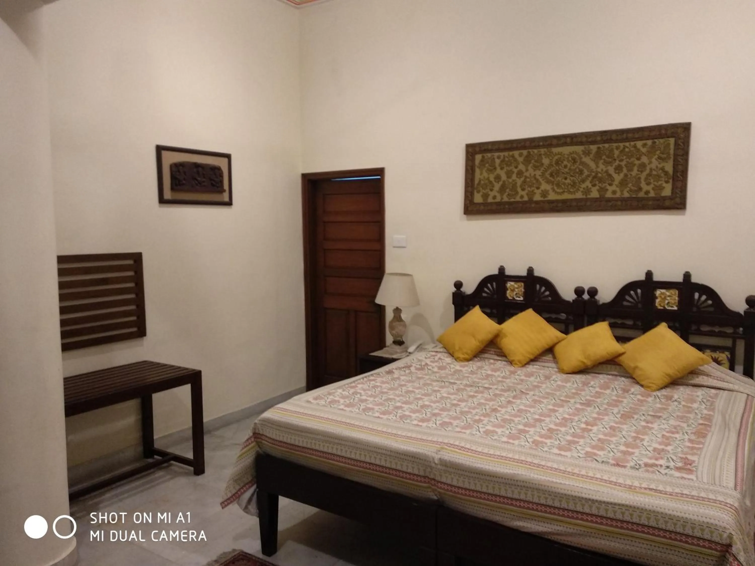 bunk bed, Bed in Hotel Meghniwas