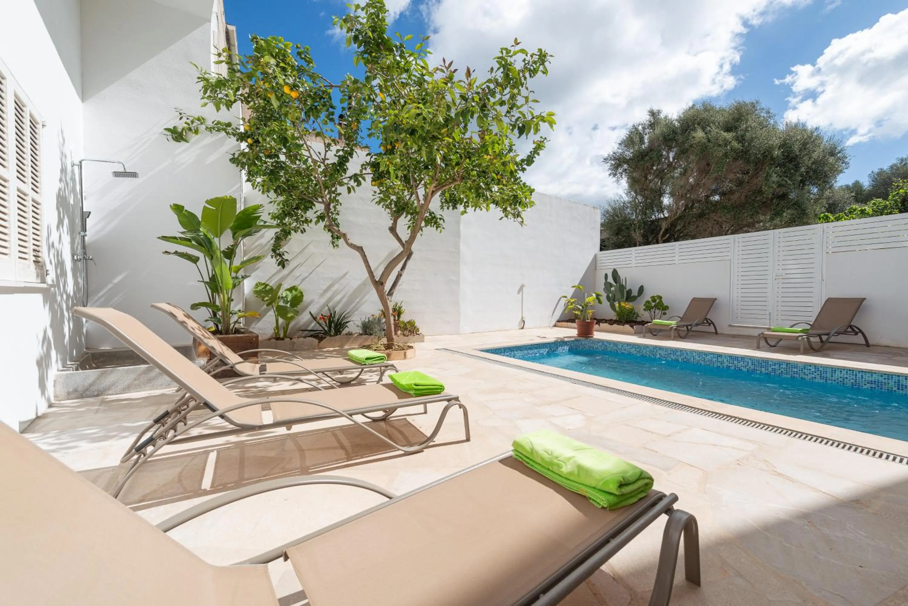 sunbed in Can Joan -Maria-