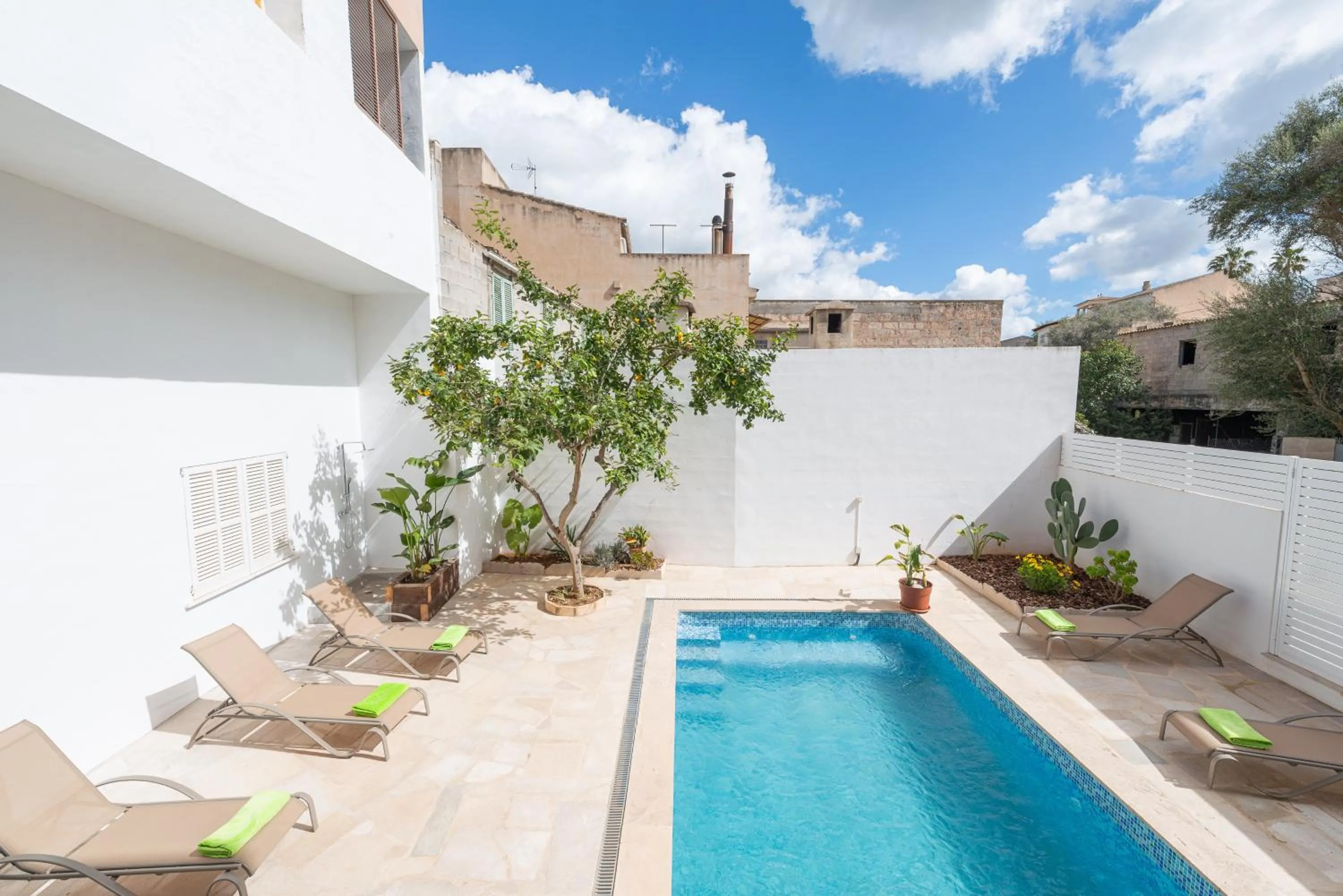 Swimming pool in Can Joan -Maria-