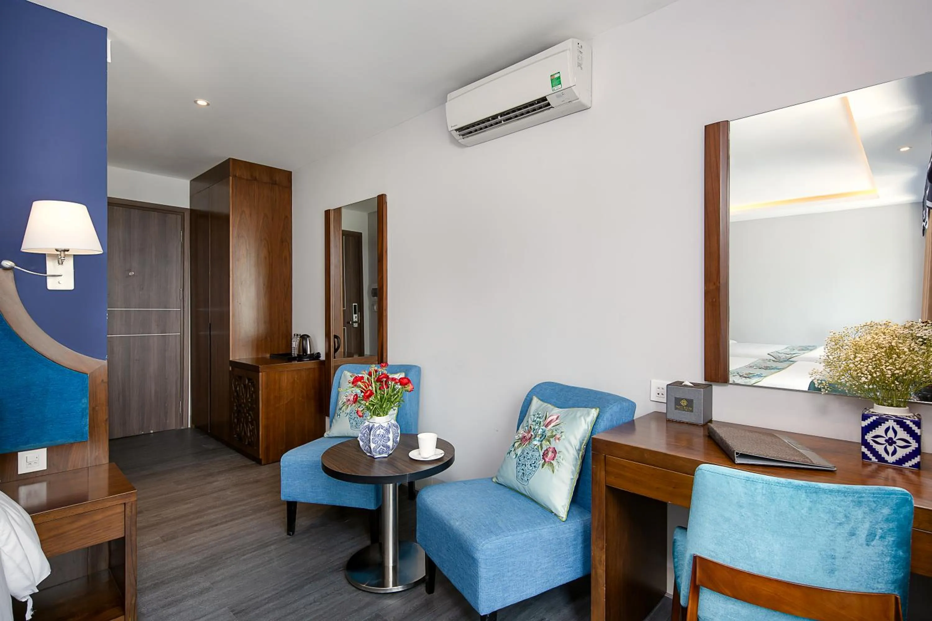 Seating area in TGT BEACH HOTEL