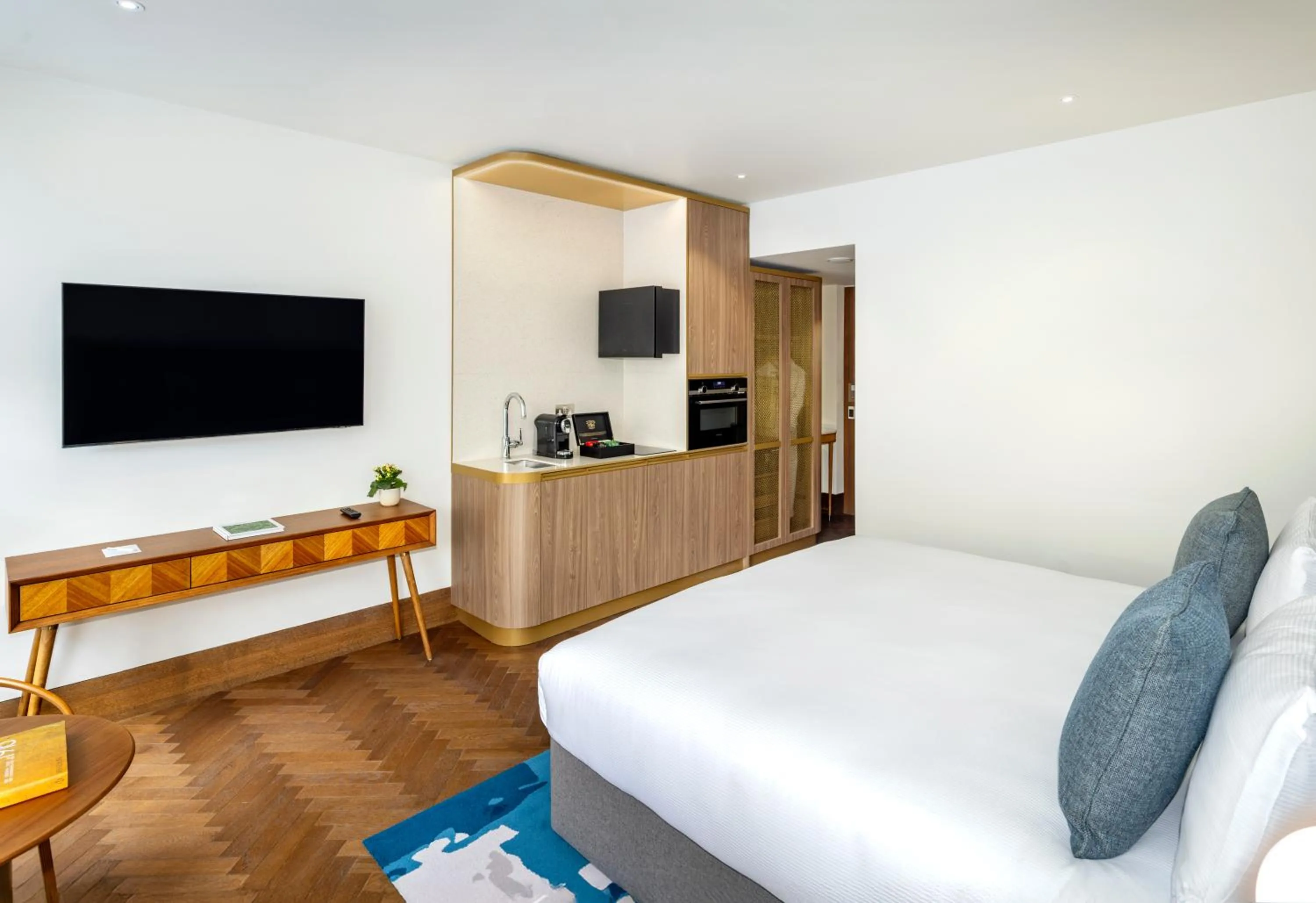 Bed in Dao by Dorsett North London