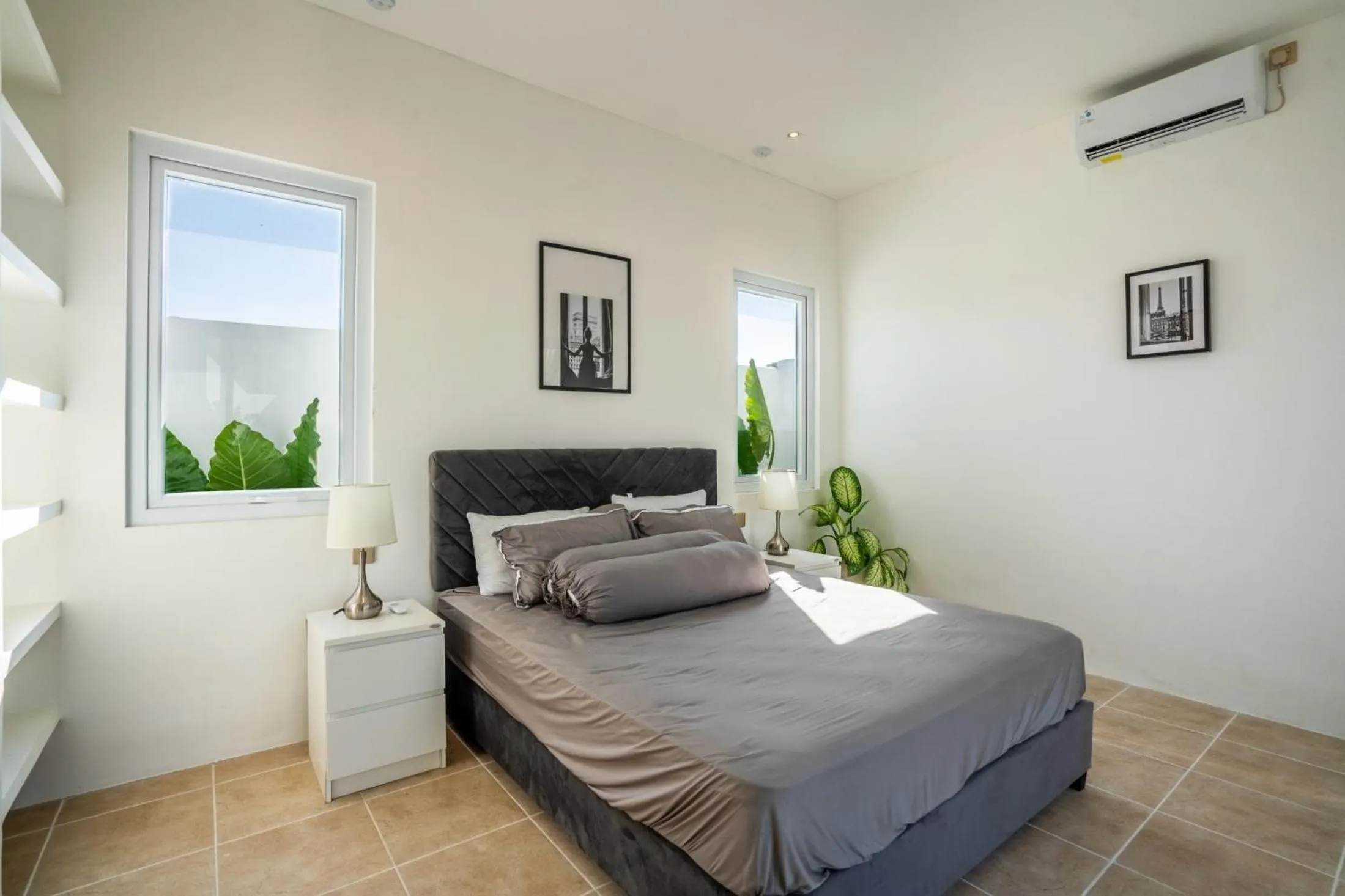 Bed in Eden Cemagi Villa Pererenan