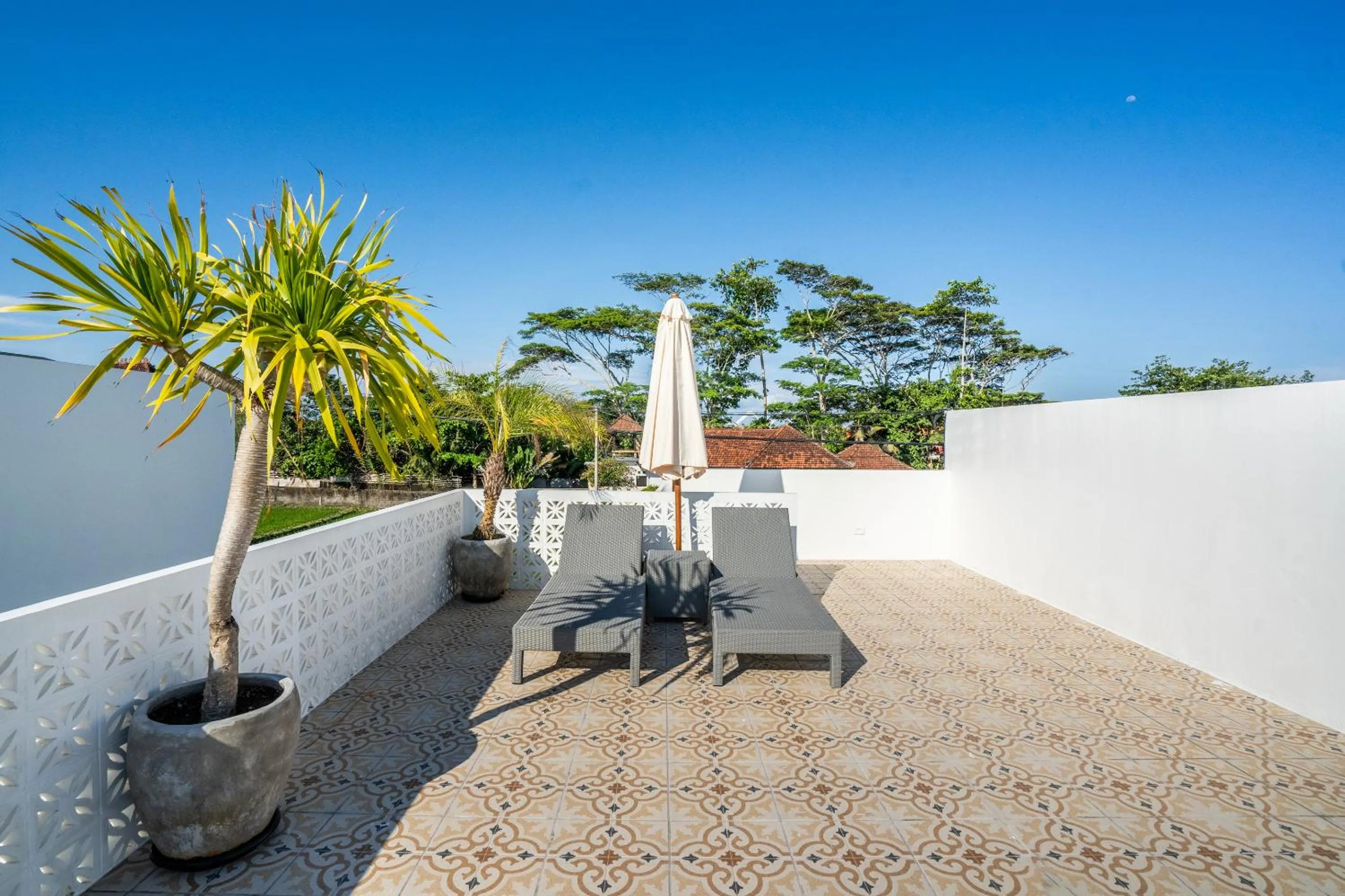 Day in Eden Cemagi Villa Pererenan