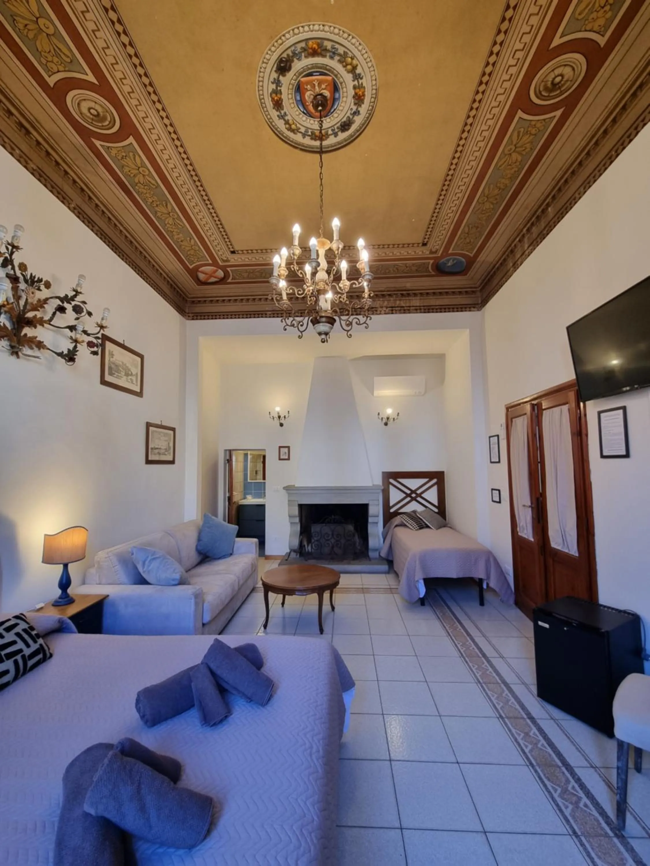 TV and multimedia in B&B Firenze 400