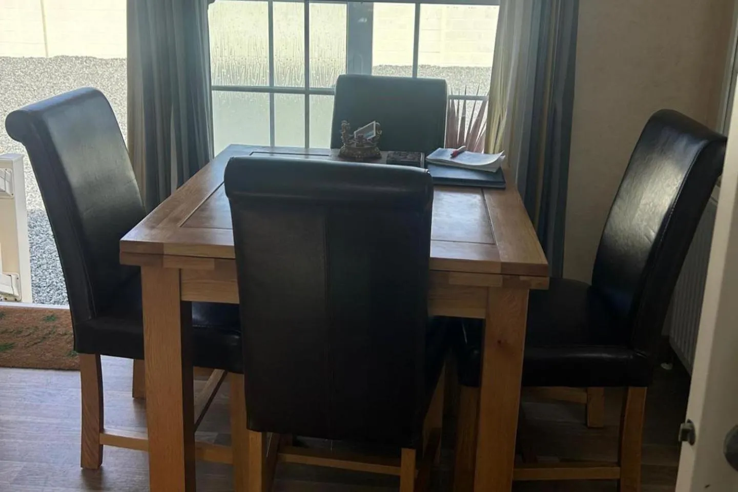 Chalet Sleeps 4 Near Cymyran Beach