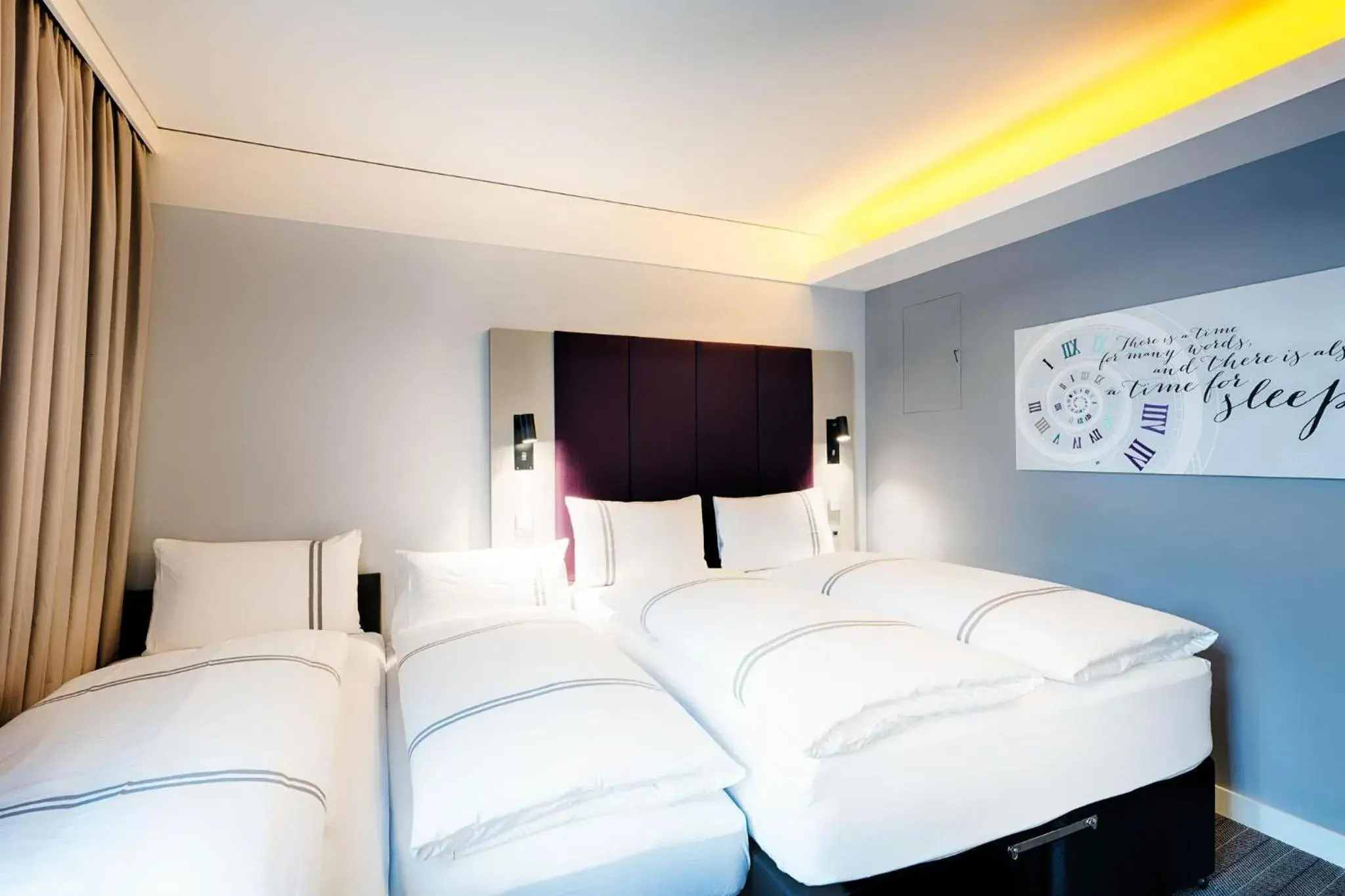 Bedroom, Bed in Premier Inn Heilbronn City Centre Bedroom, Bed in Premier Inn Heilbronn City Centre