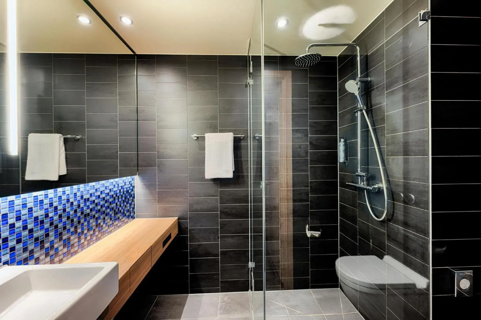 Standard Double or Twin Room in Premier Inn Heilbronn City Centre Standard Double or Twin Room in Premier Inn Heilbronn City Centre
