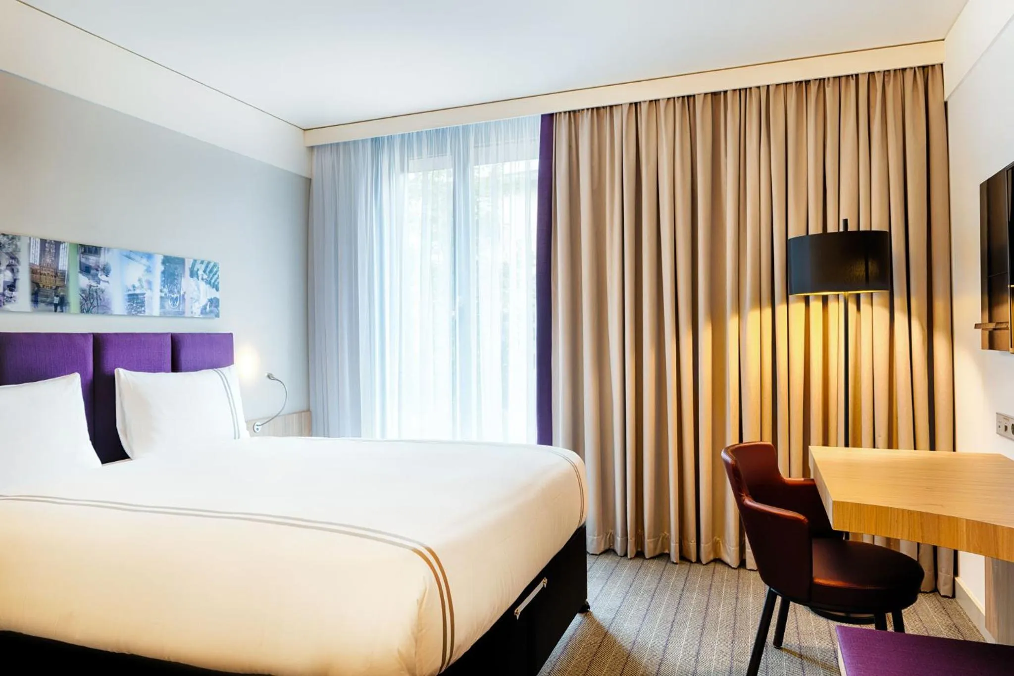 Bedroom, Bed in Mercure Hotel Heilbronn