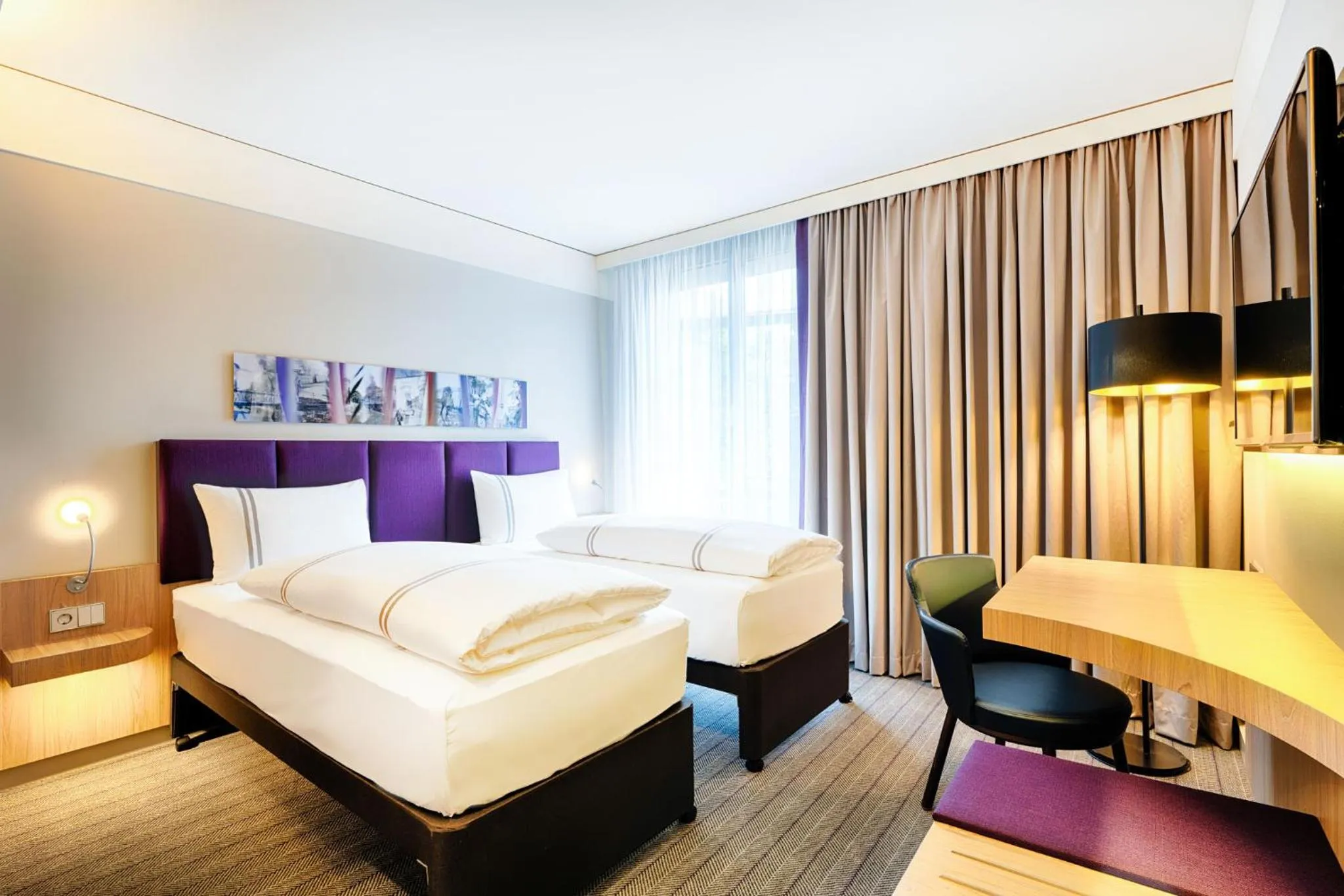 Bedroom, Bed in Mercure Hotel Heilbronn