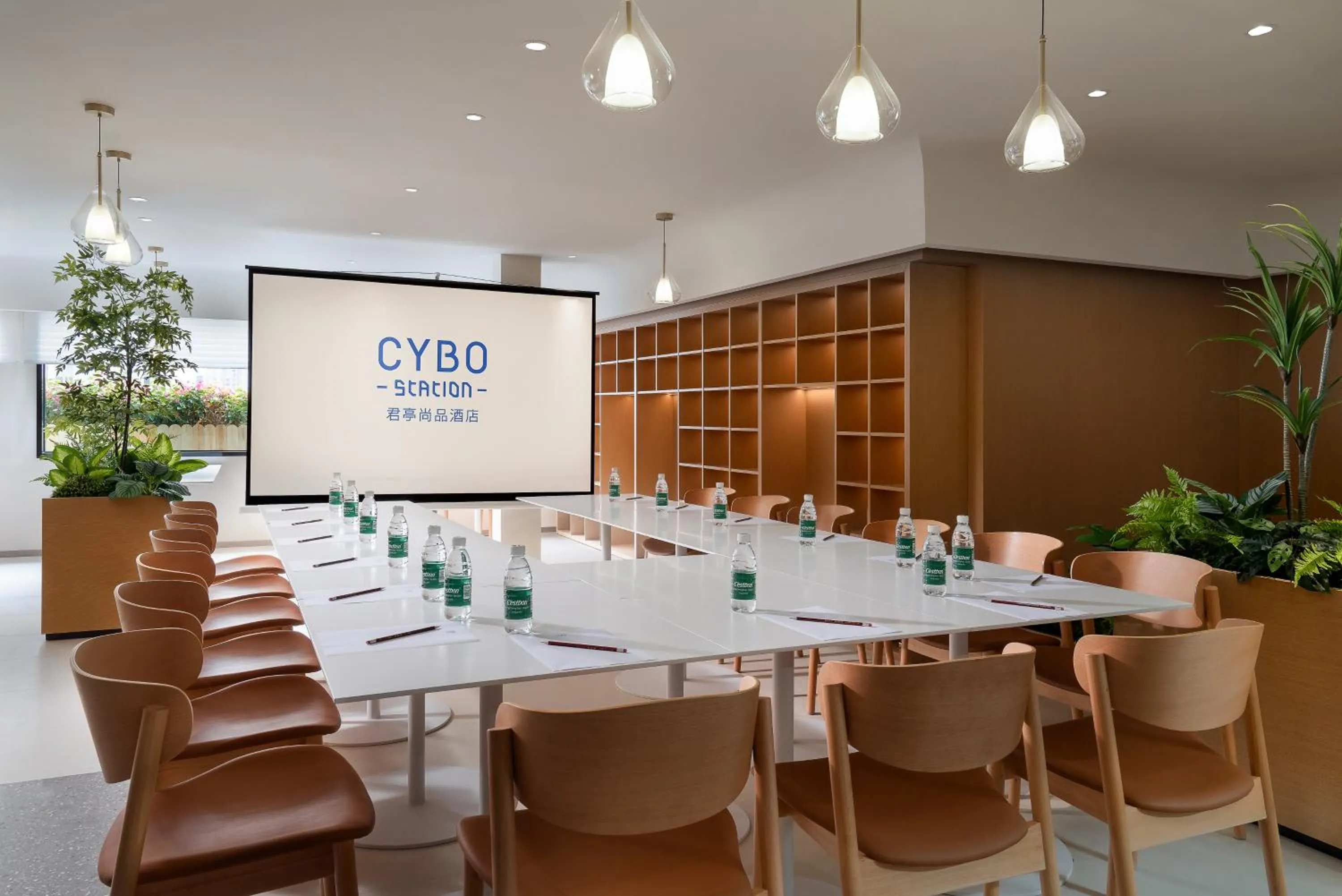 Meeting/conference room in CYBO Station SSAW Shangpin Hotel Luohu Shenzhen