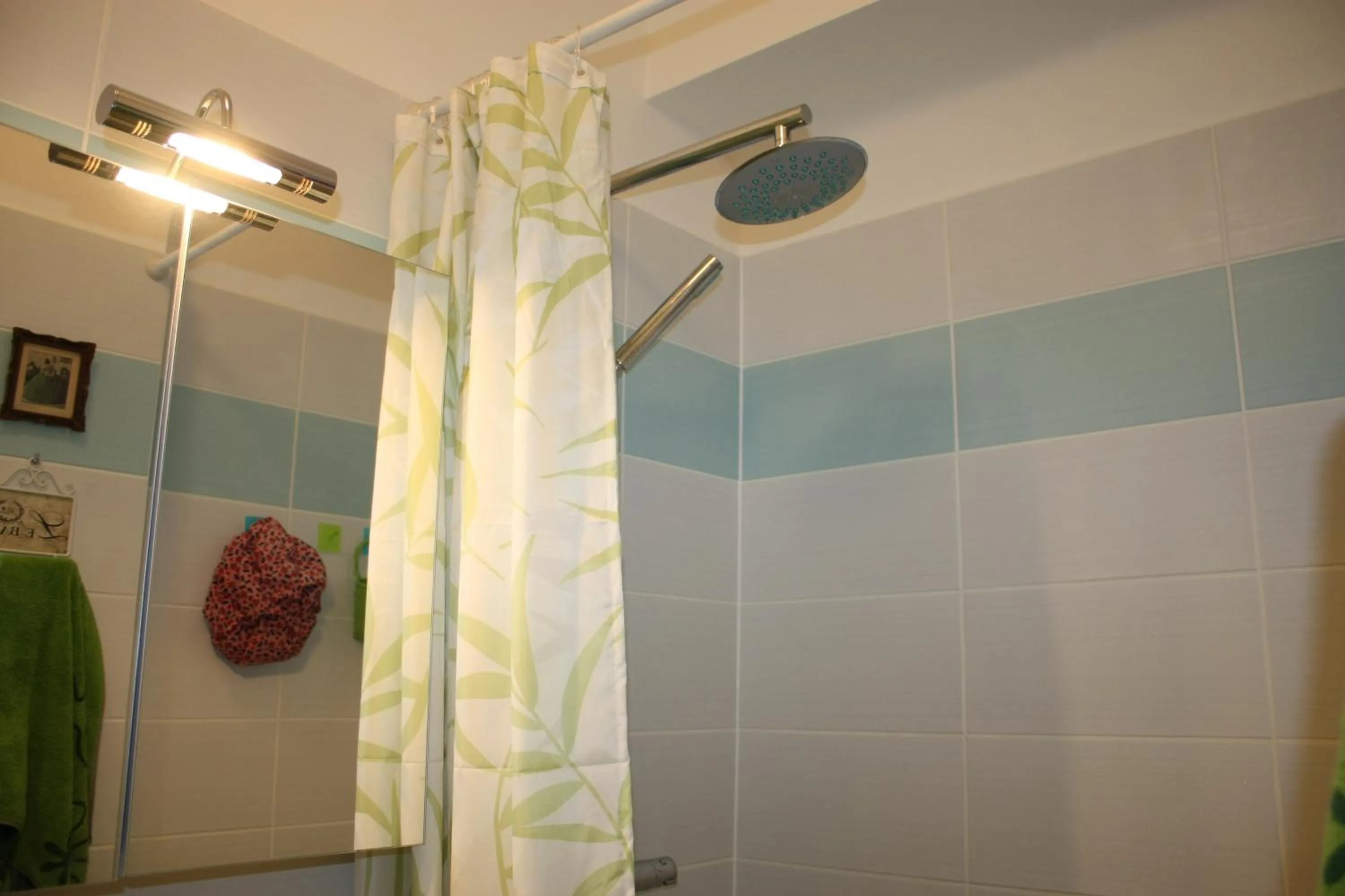 Bathroom in GoVienna - Charming Studio