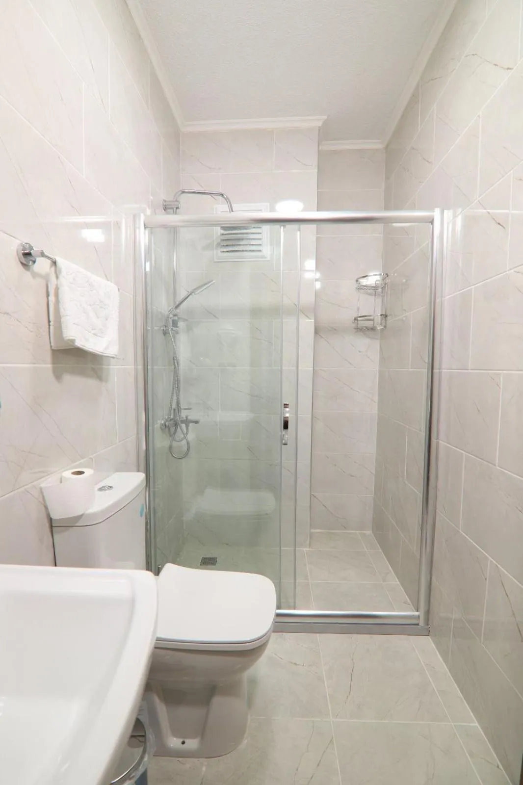 Bathroom in Gür Royal Suit Aparts