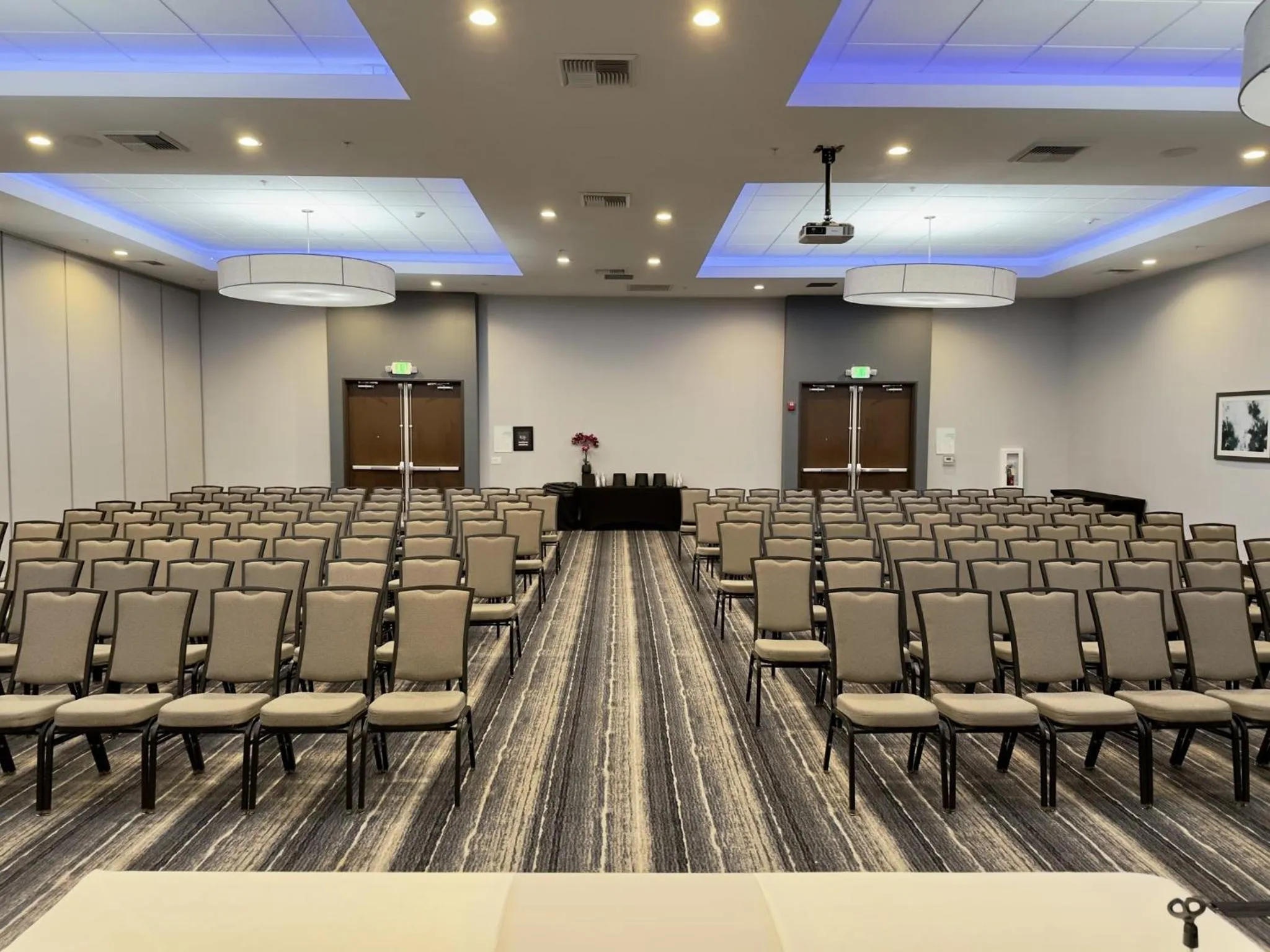 Banquet/Function facilities in Holiday Inn Carlsbad/San Diego, an IHG Hotel