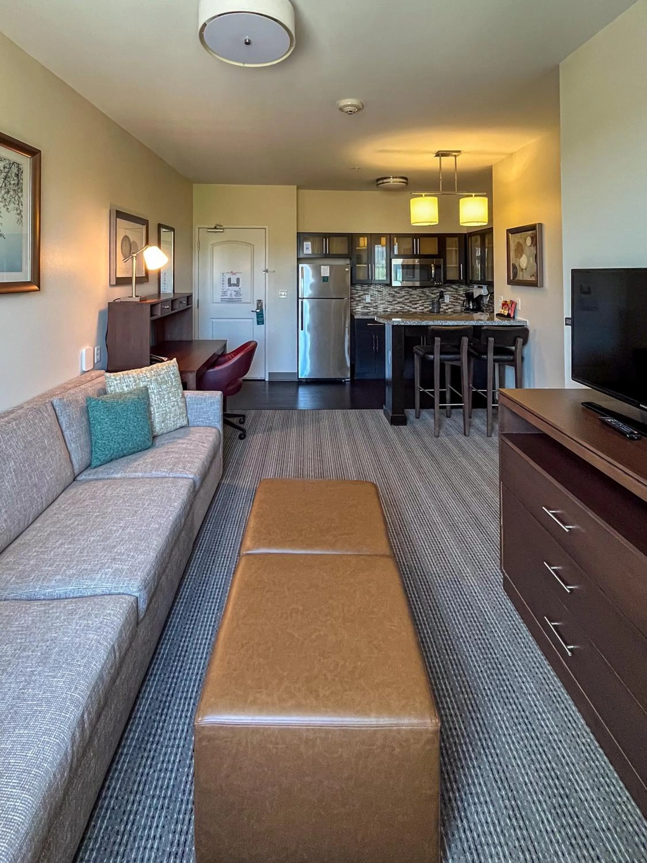 Seating area in Staybridge Suites Carlsbad/San Diego by IHG