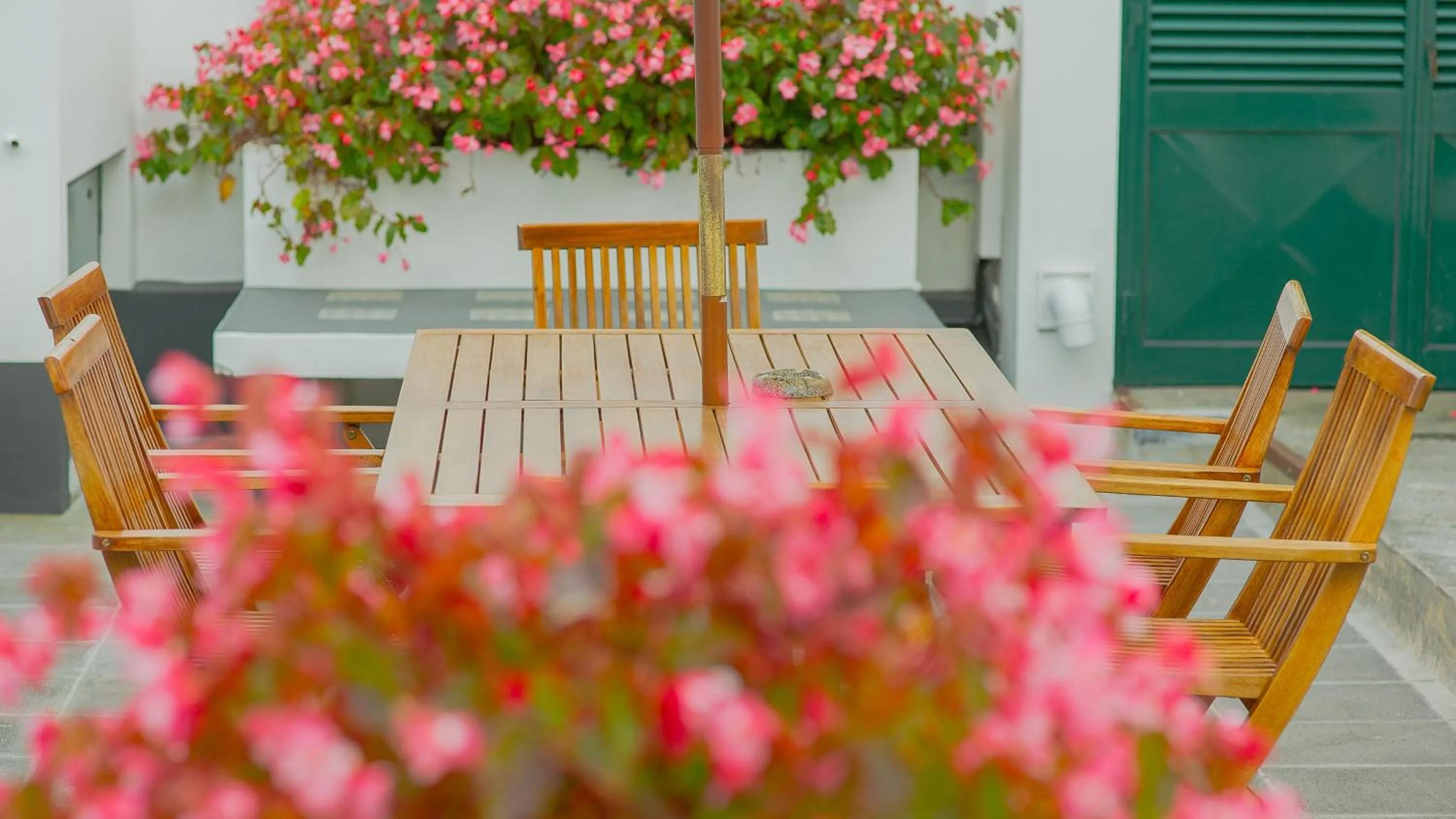 Patio in Comercial Boutique Guest House