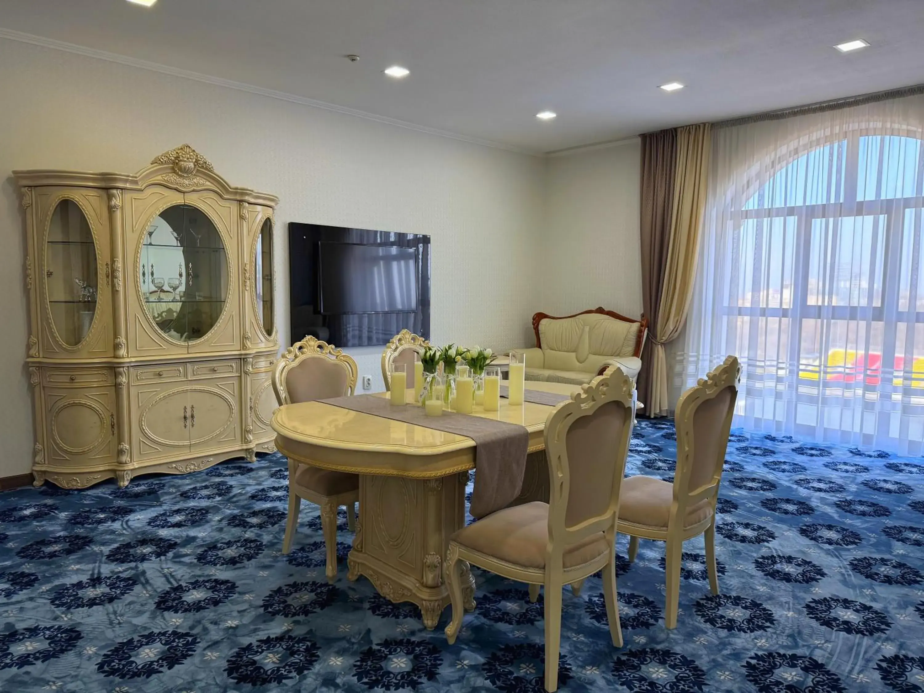 Plaza Hotel Bishkek Plaza Hotel Bishkek