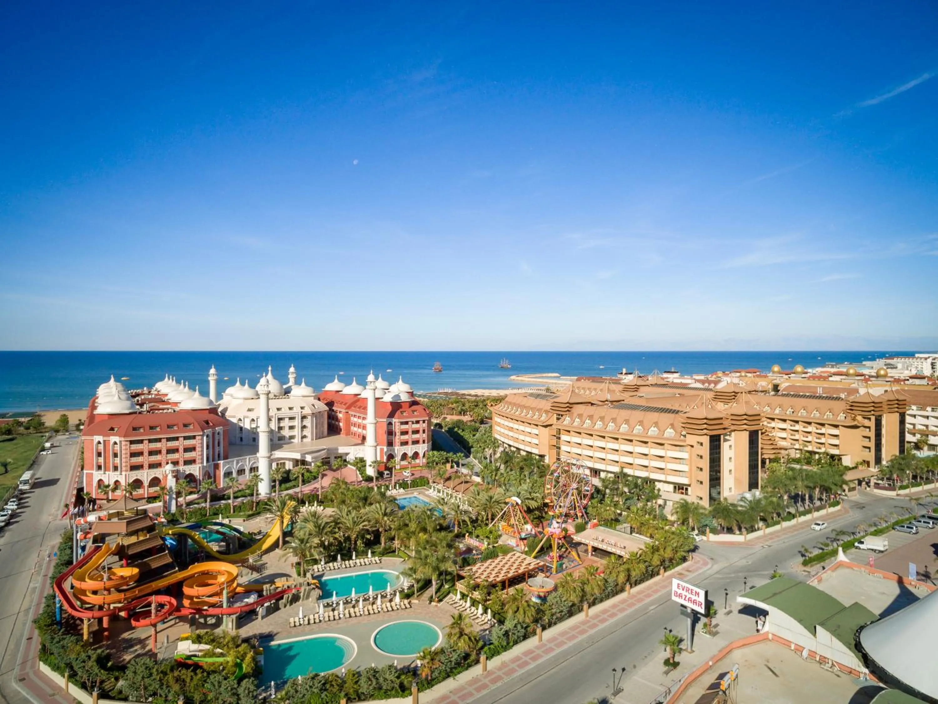 Area and facilities in Royal Taj Mahal Hotel