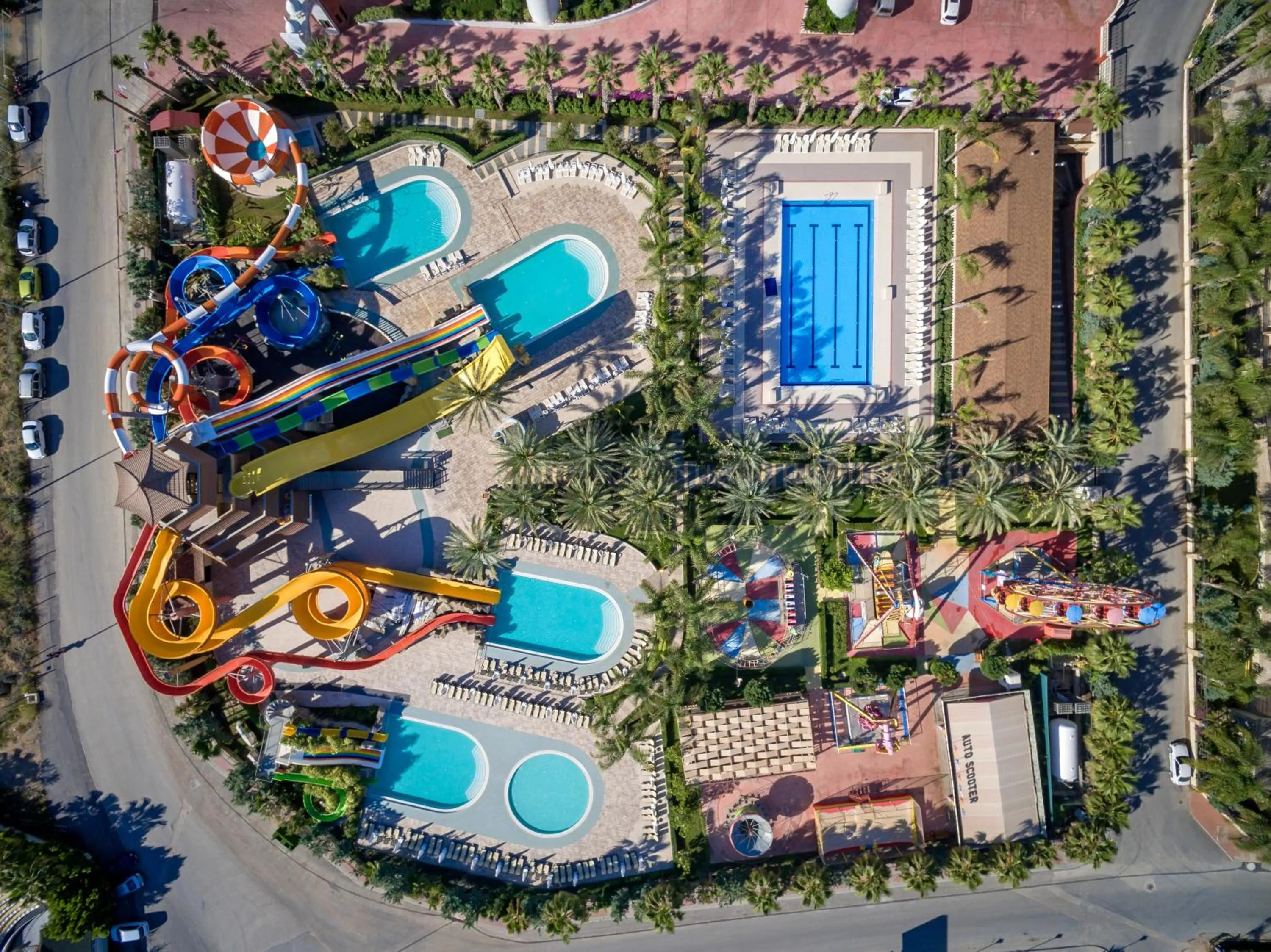 Aqua park in Royal Taj Mahal Hotel