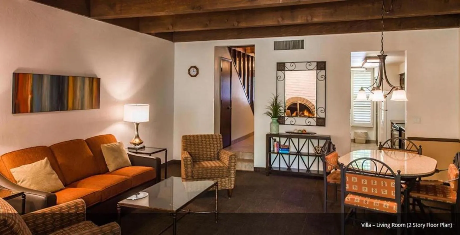 Living room in Arroyo Roble Resort at Oak Creek