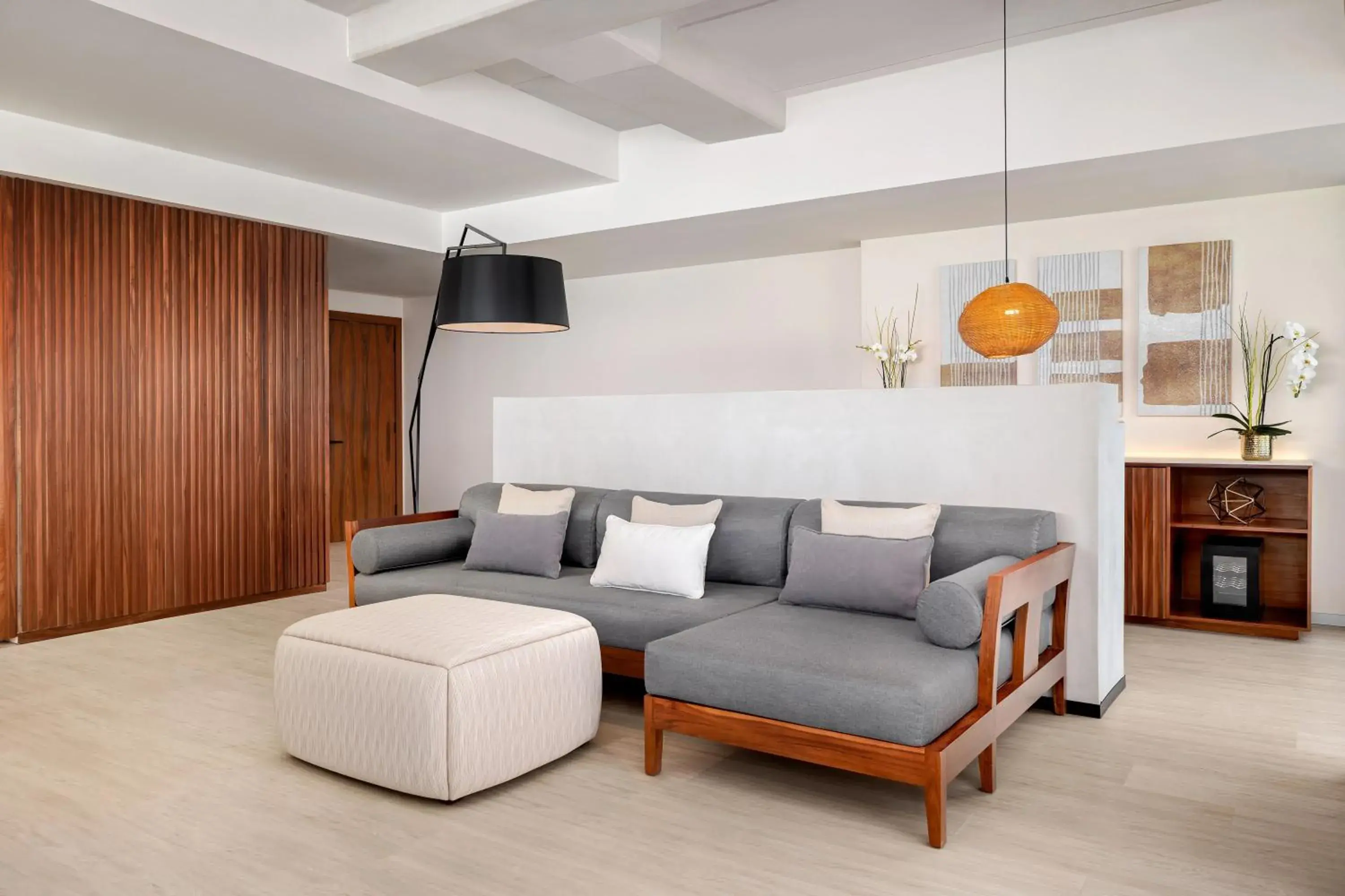 Vantage Club Master Suite Bay View King in Hyatt Vivid Grand Island Cancun-All Inclusive Adults Only Vantage Club Master Suite Bay View King in Hyatt Vivid Grand Island Cancun-All Inclusive Adults Only