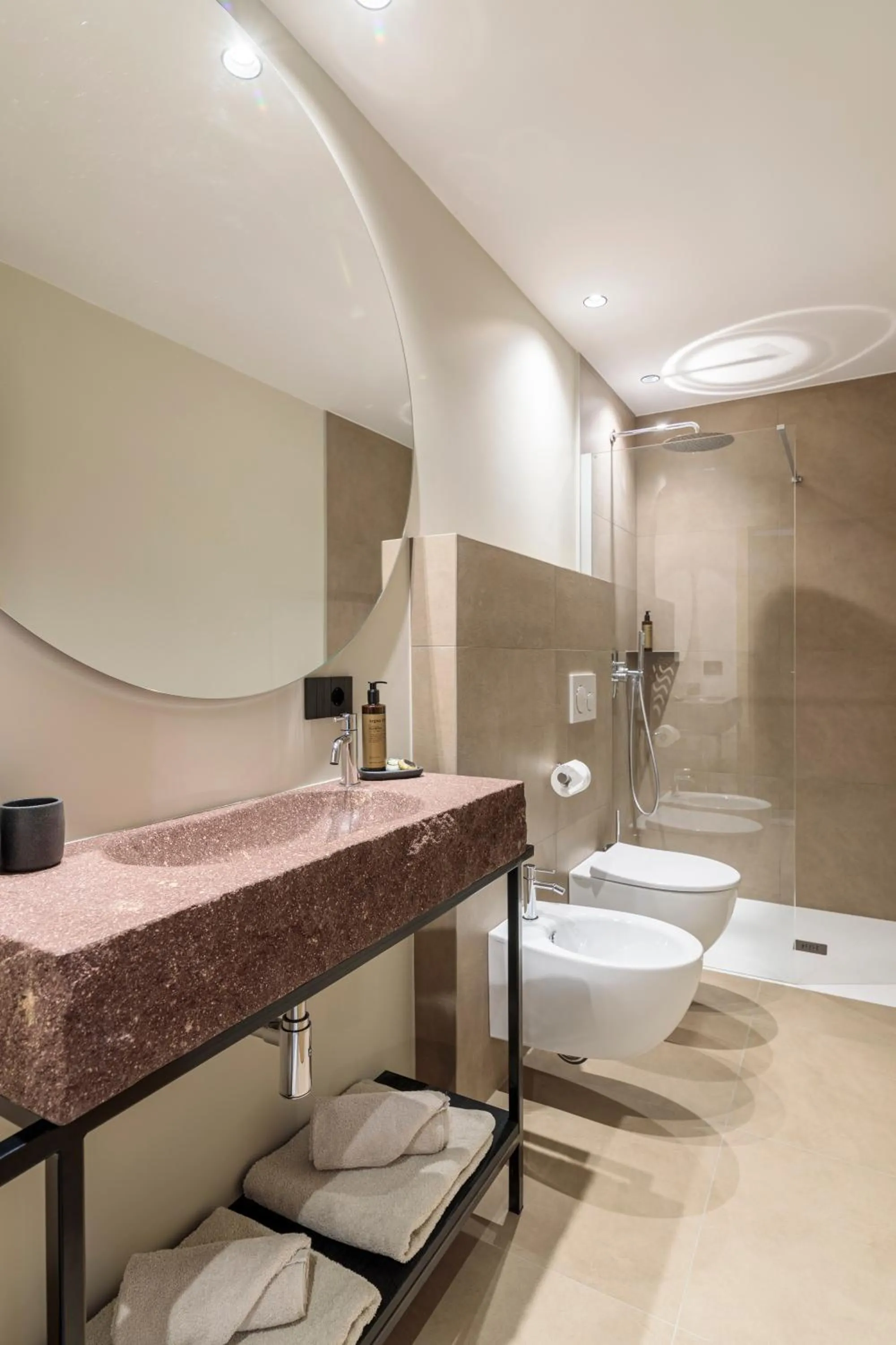 Shower in Sole Boutique Hotel