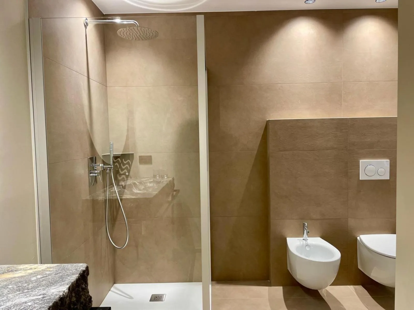 Shower in Sole Boutique Hotel