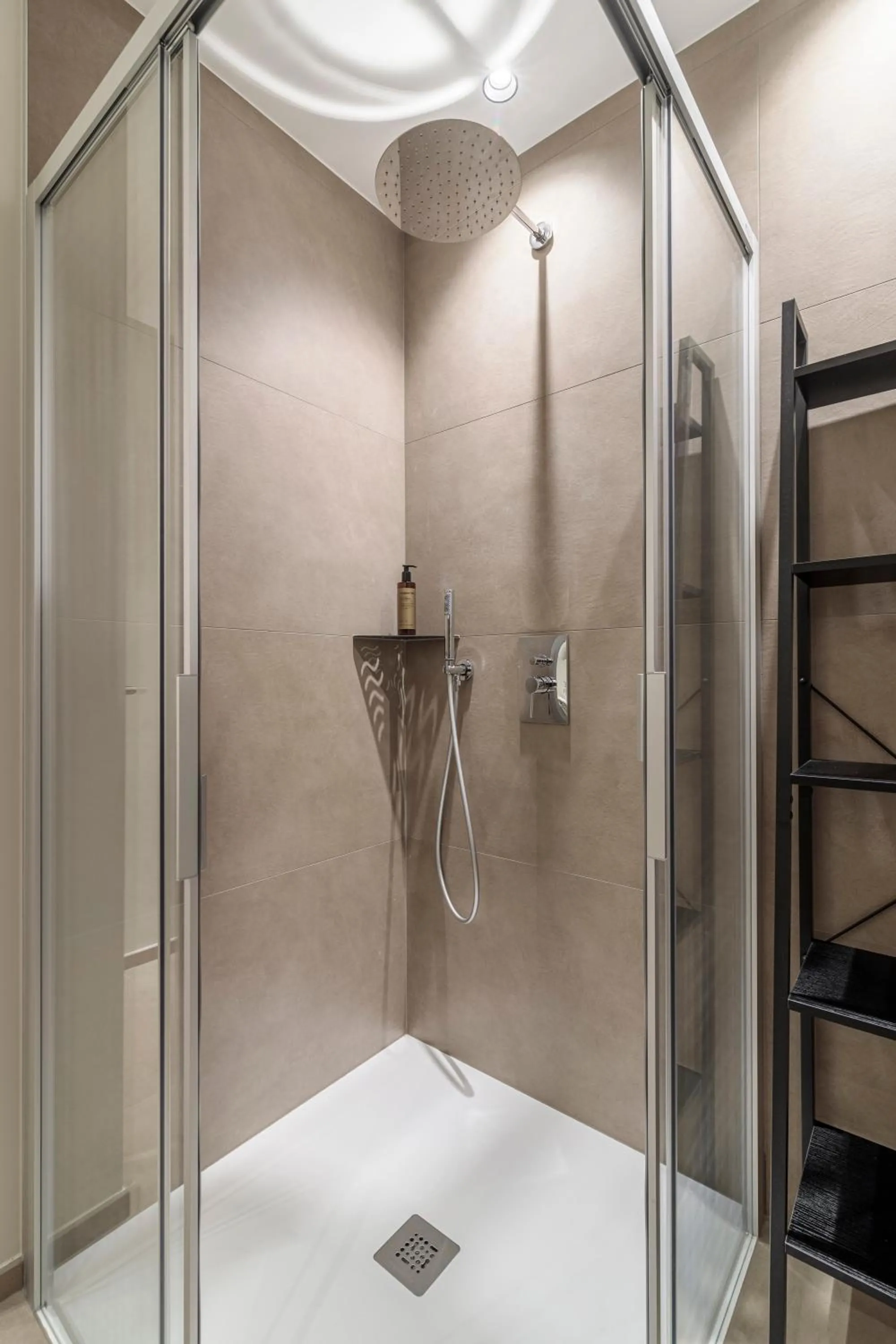 Shower in Sole Boutique Hotel