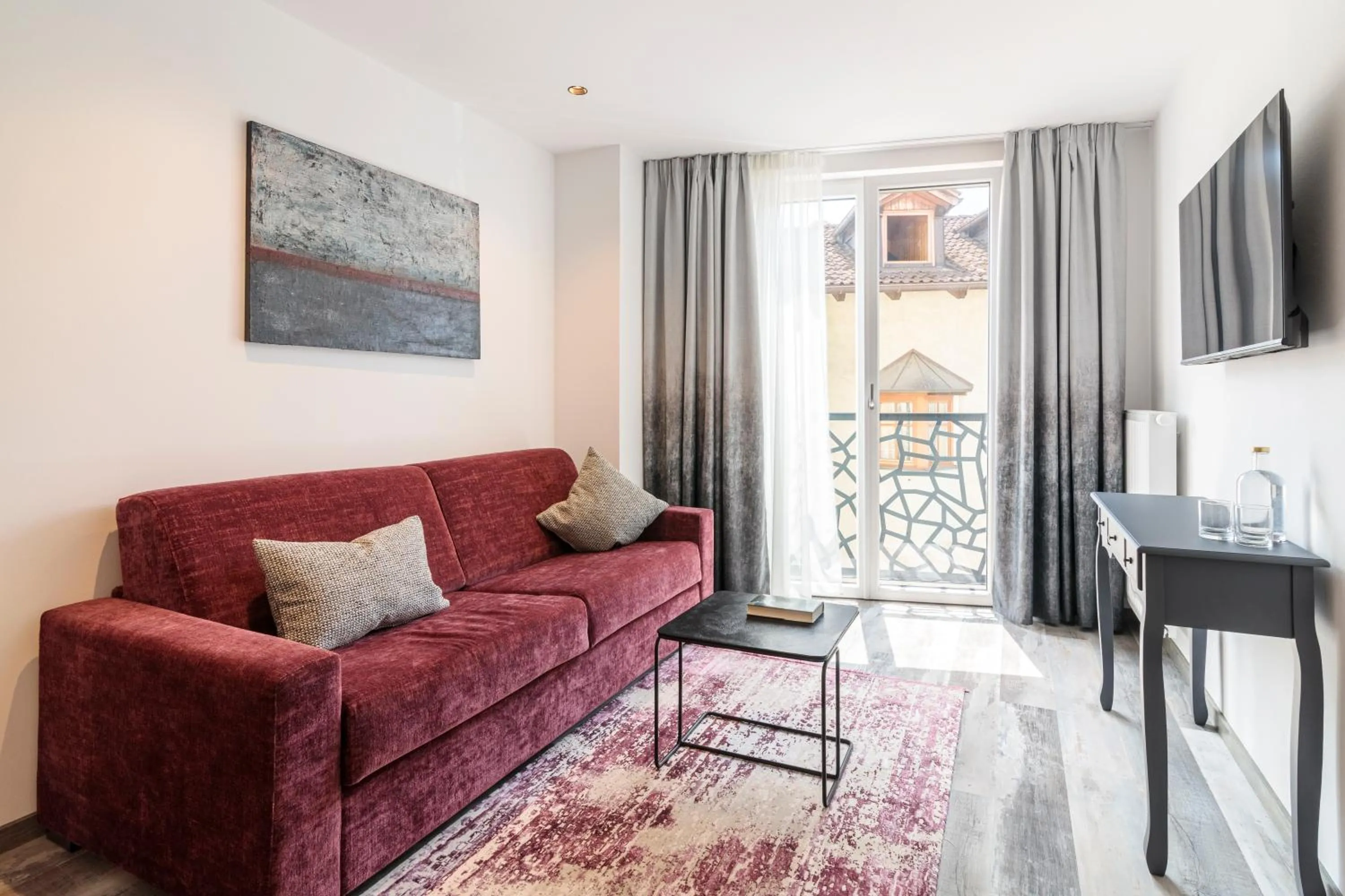 TV and multimedia in Sole Boutique Hotel