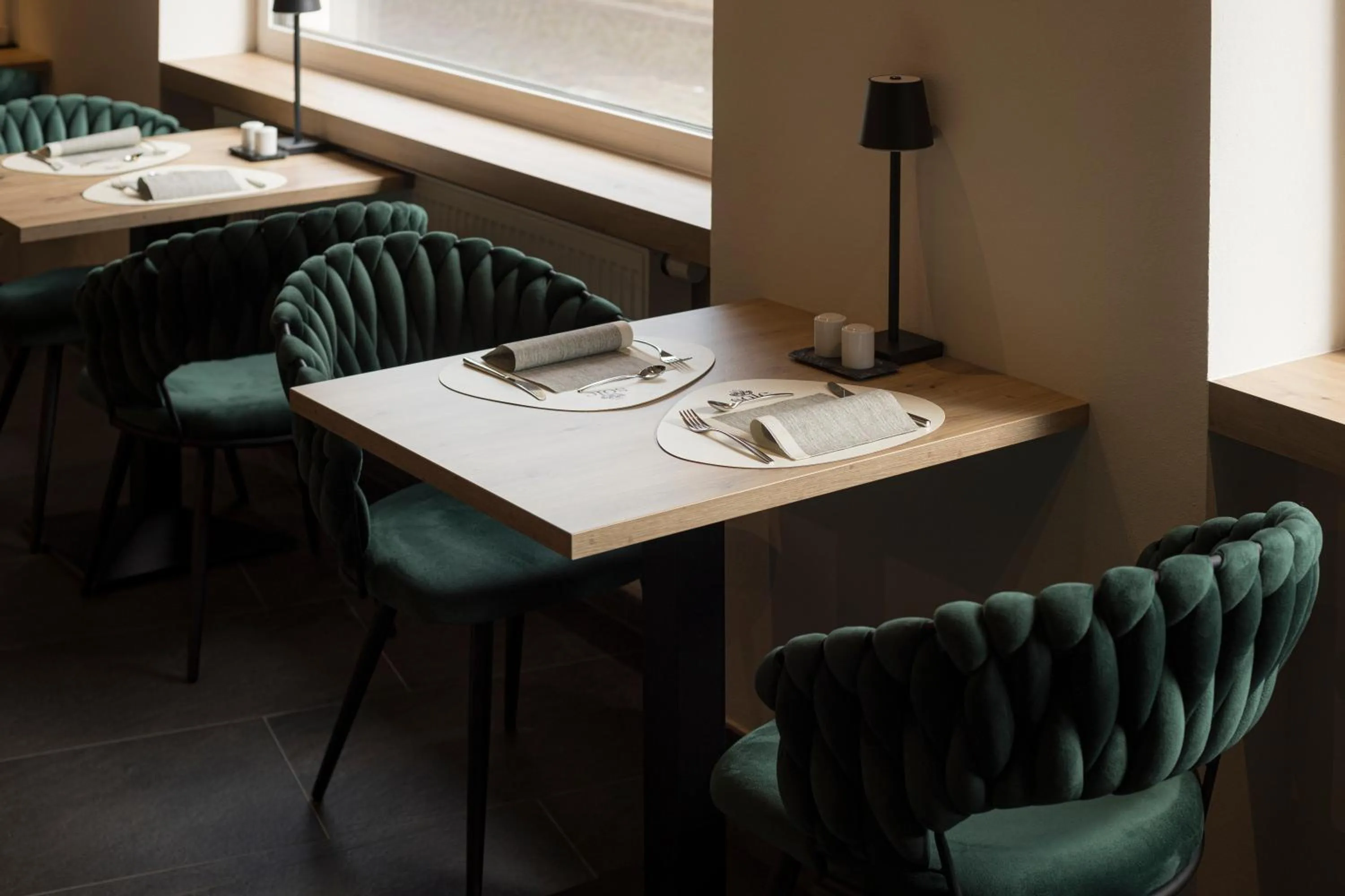 Restaurant/places to eat in Sole Boutique Hotel