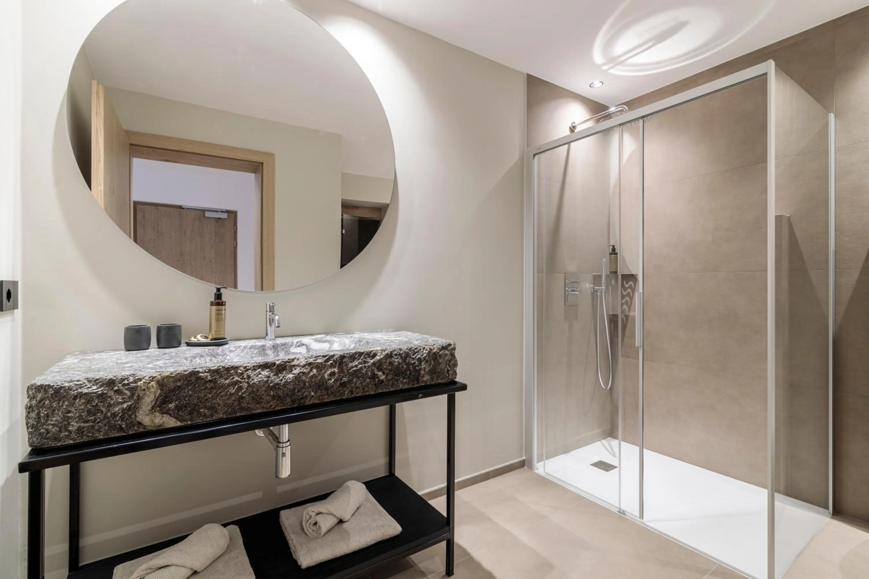 Shower in Sole Boutique Hotel