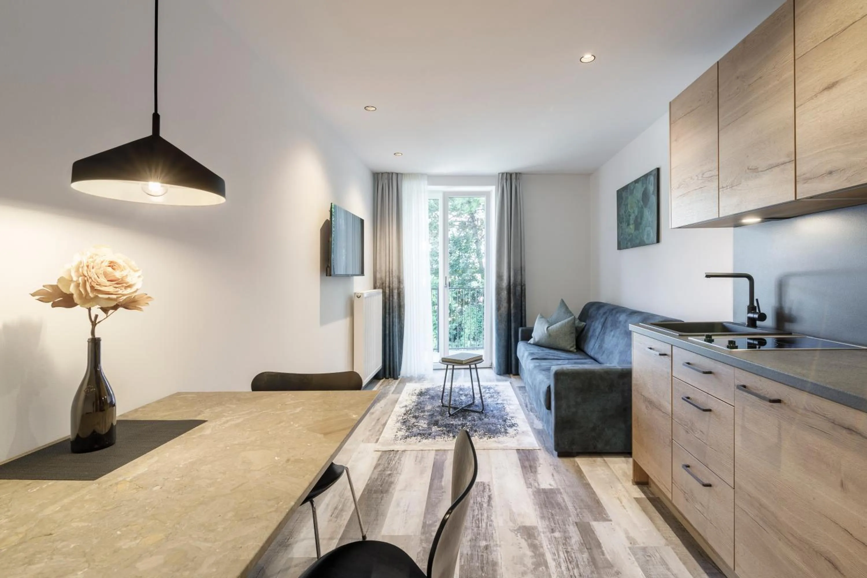 TV and multimedia in Sole Boutique Hotel