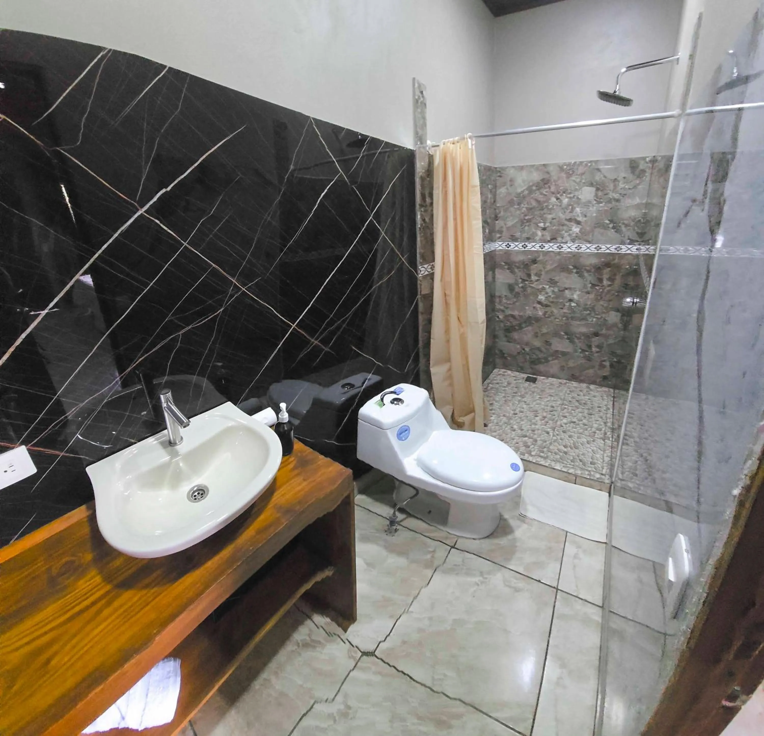 Bathroom in Hotel Almore