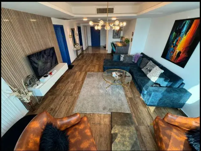 Three-Bedroom Premium Apartment in The Centaurus Apartments Three-Bedroom Premium Apartment in The Centaurus Apartments