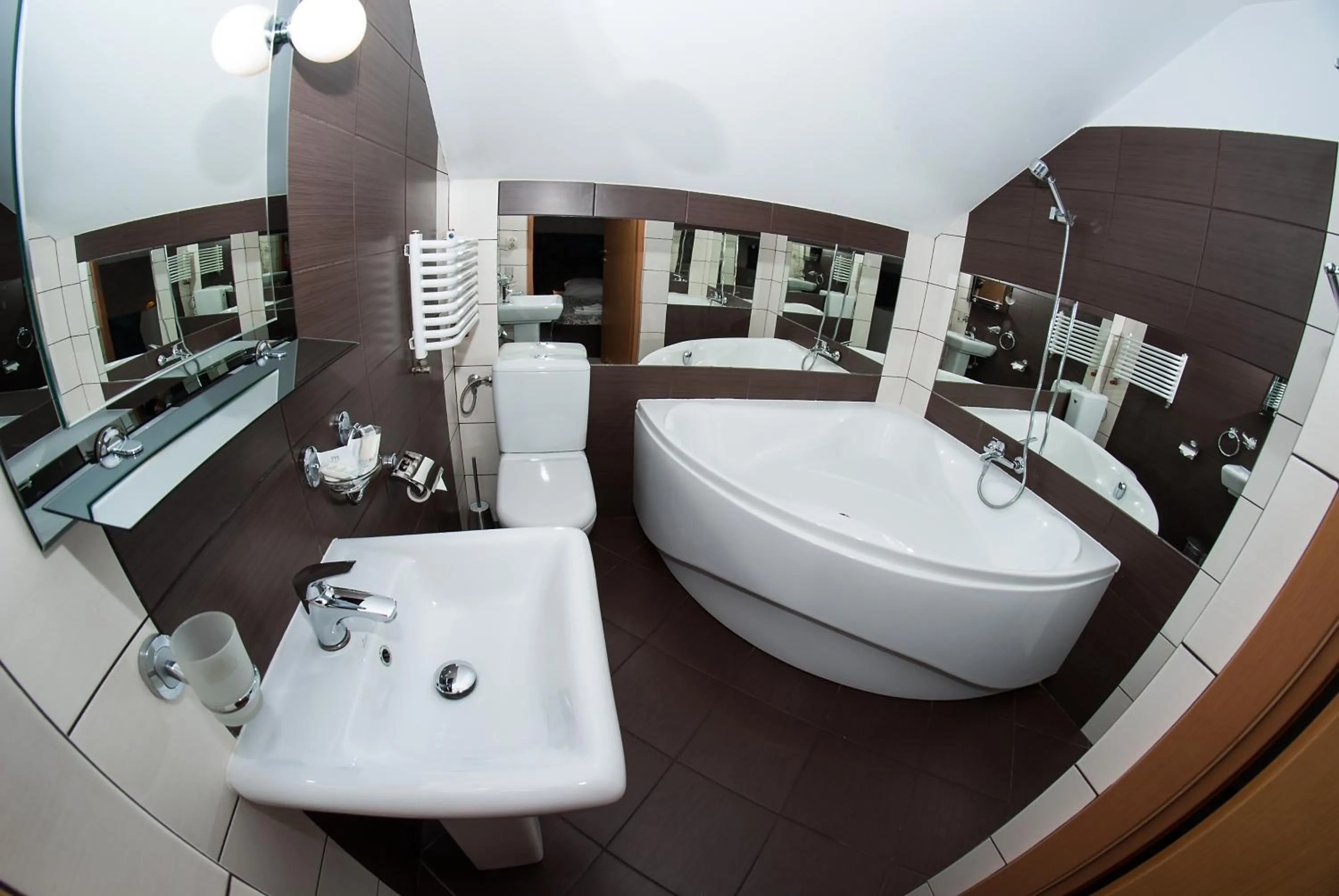 Bathroom in Hotel Marand