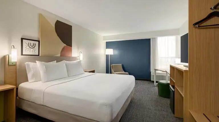 Bed in Spark by Hilton Lockport