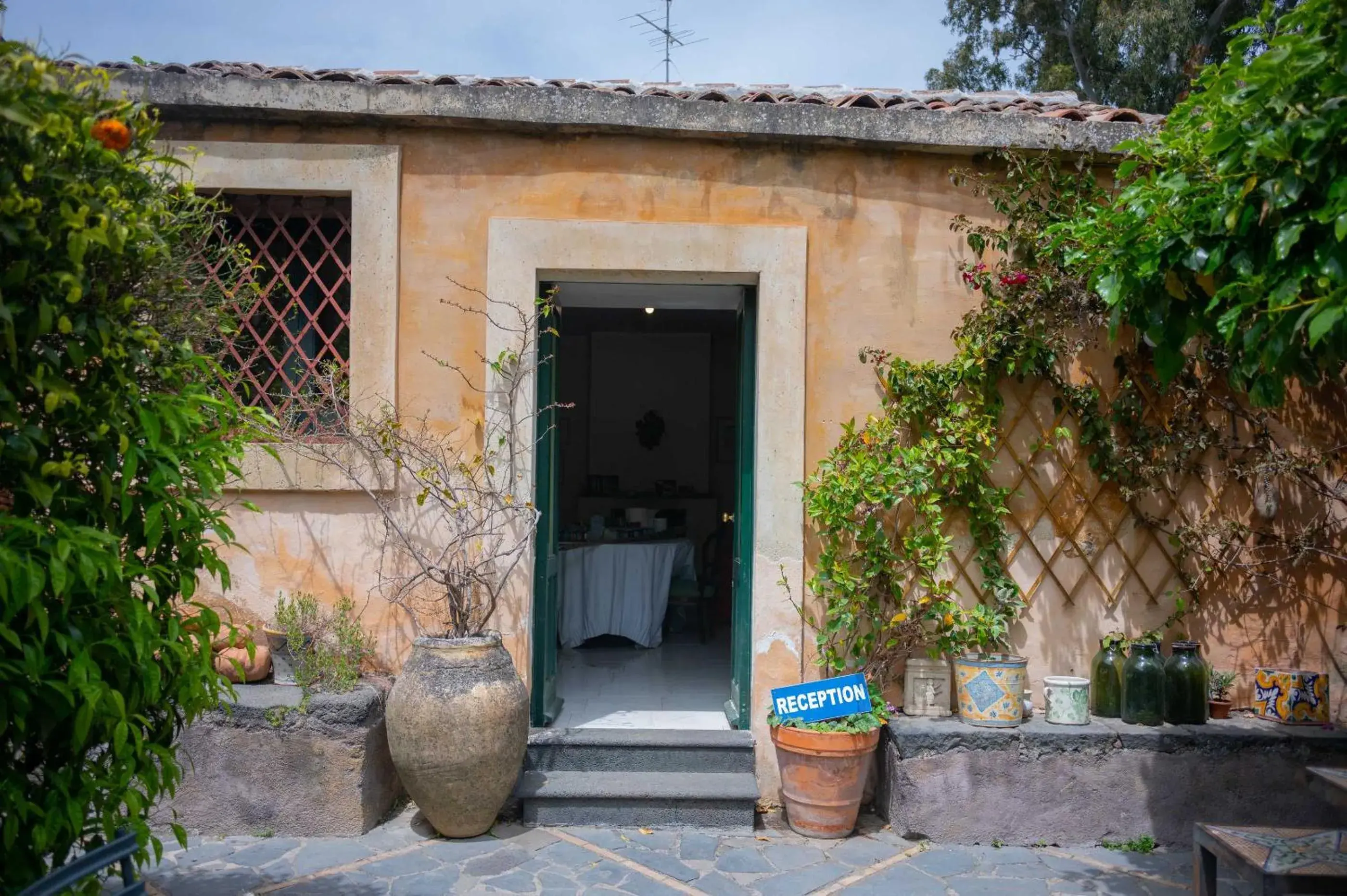 Lobby or reception in Etna Botanic Garden Lobby or reception in Etna Botanic Garden