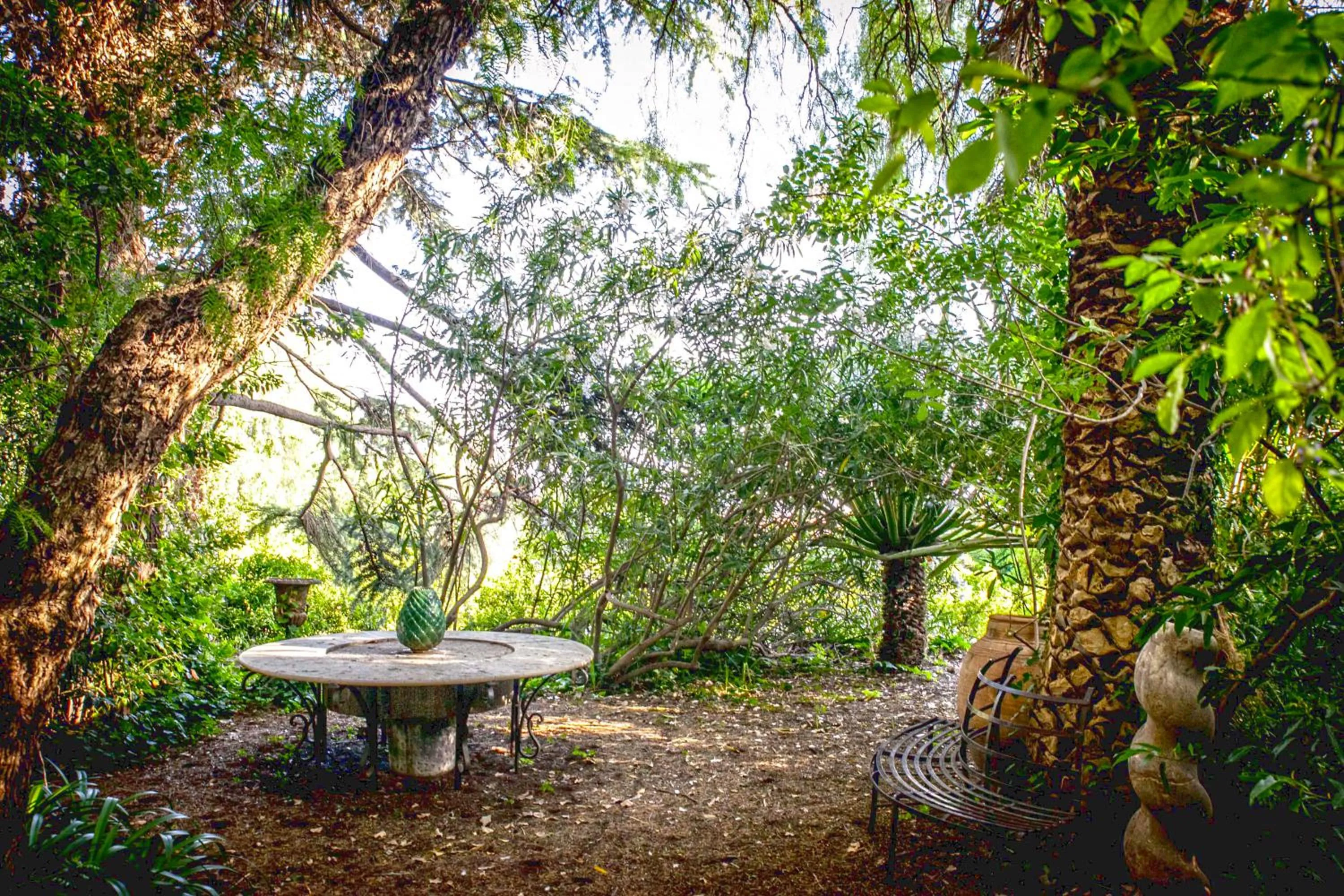 Garden in Etna Botanic Garden