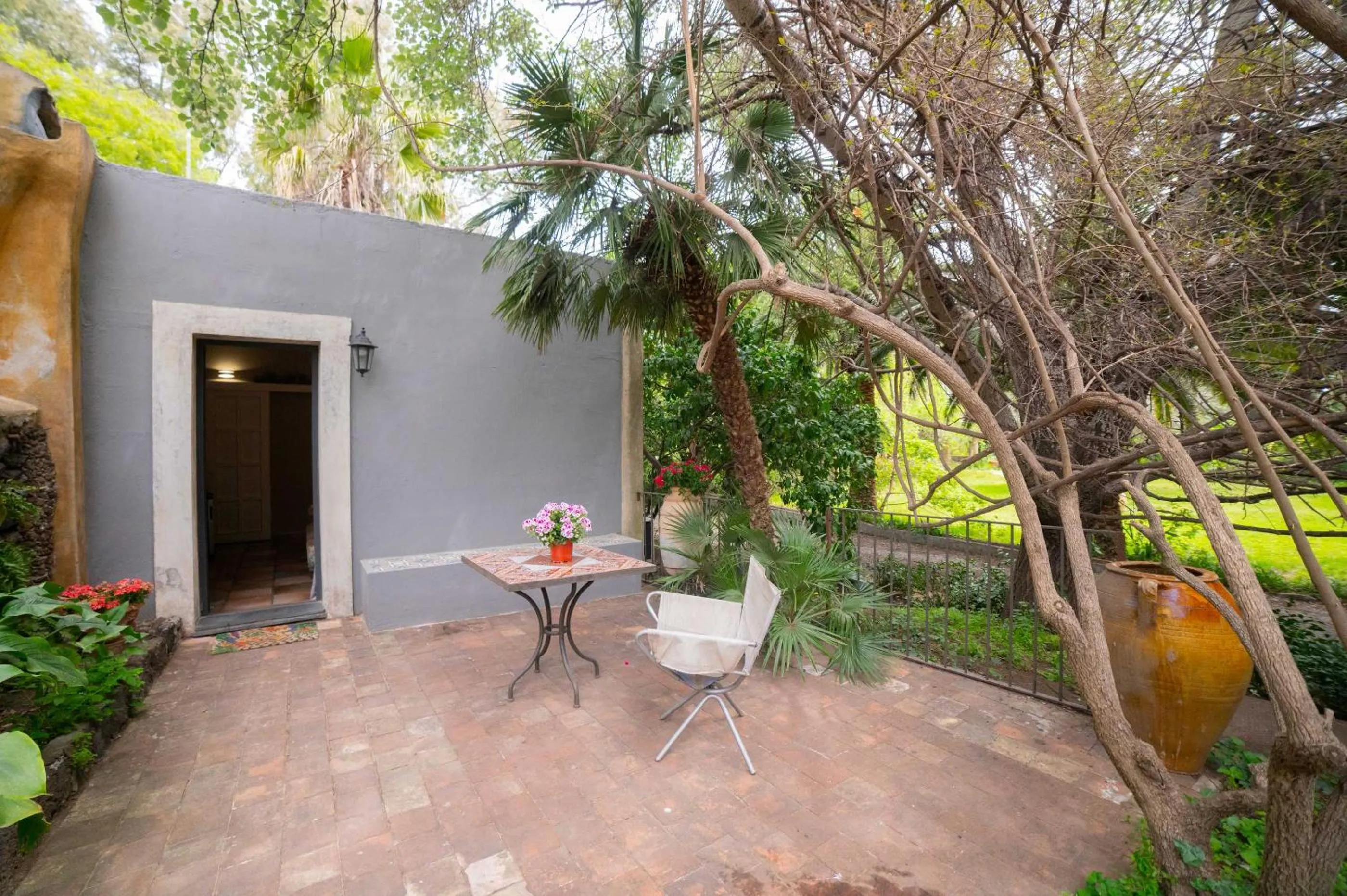 Patio in Etna Botanic Garden
