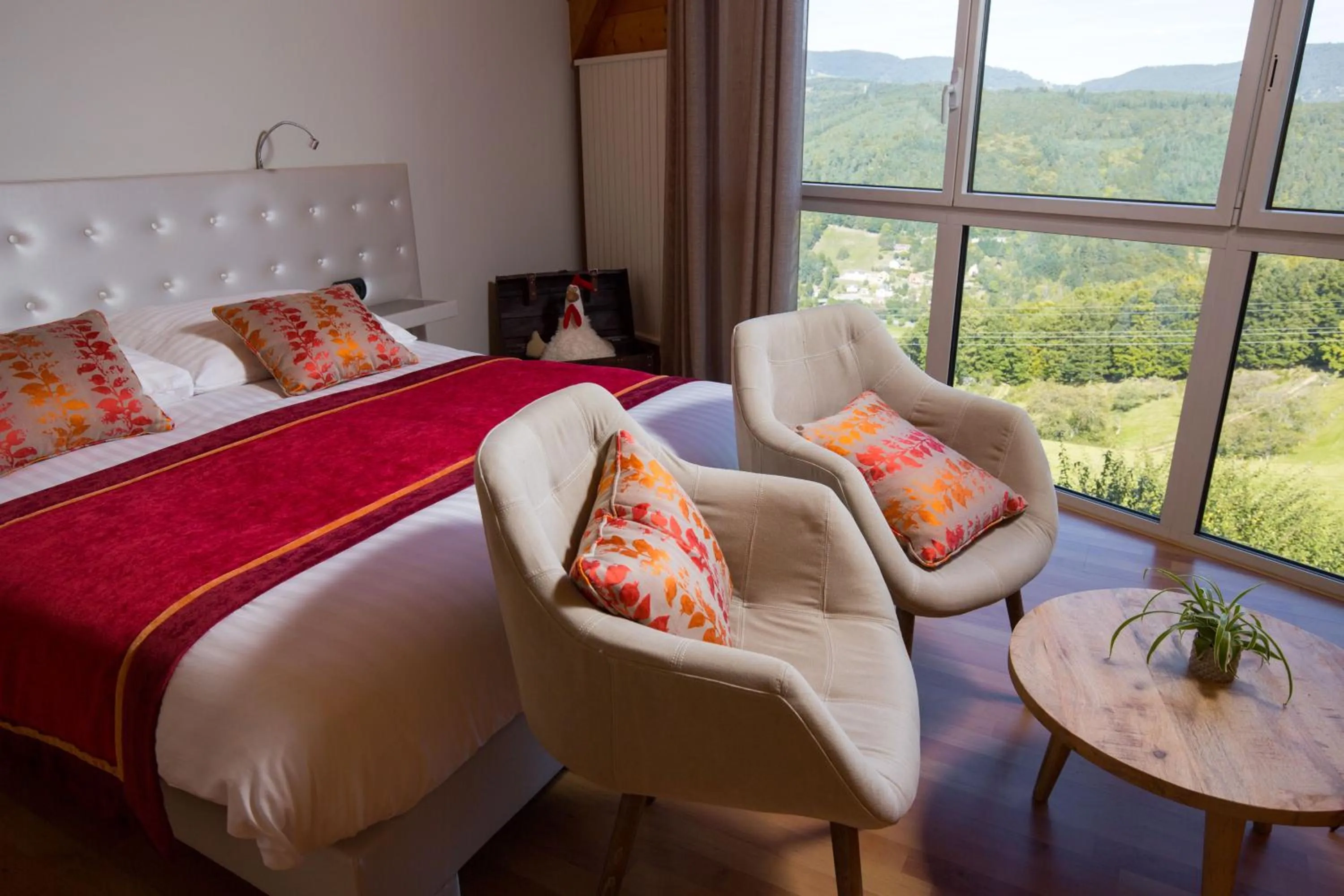 Bed in Hôtel Restaurant Les Alisiers