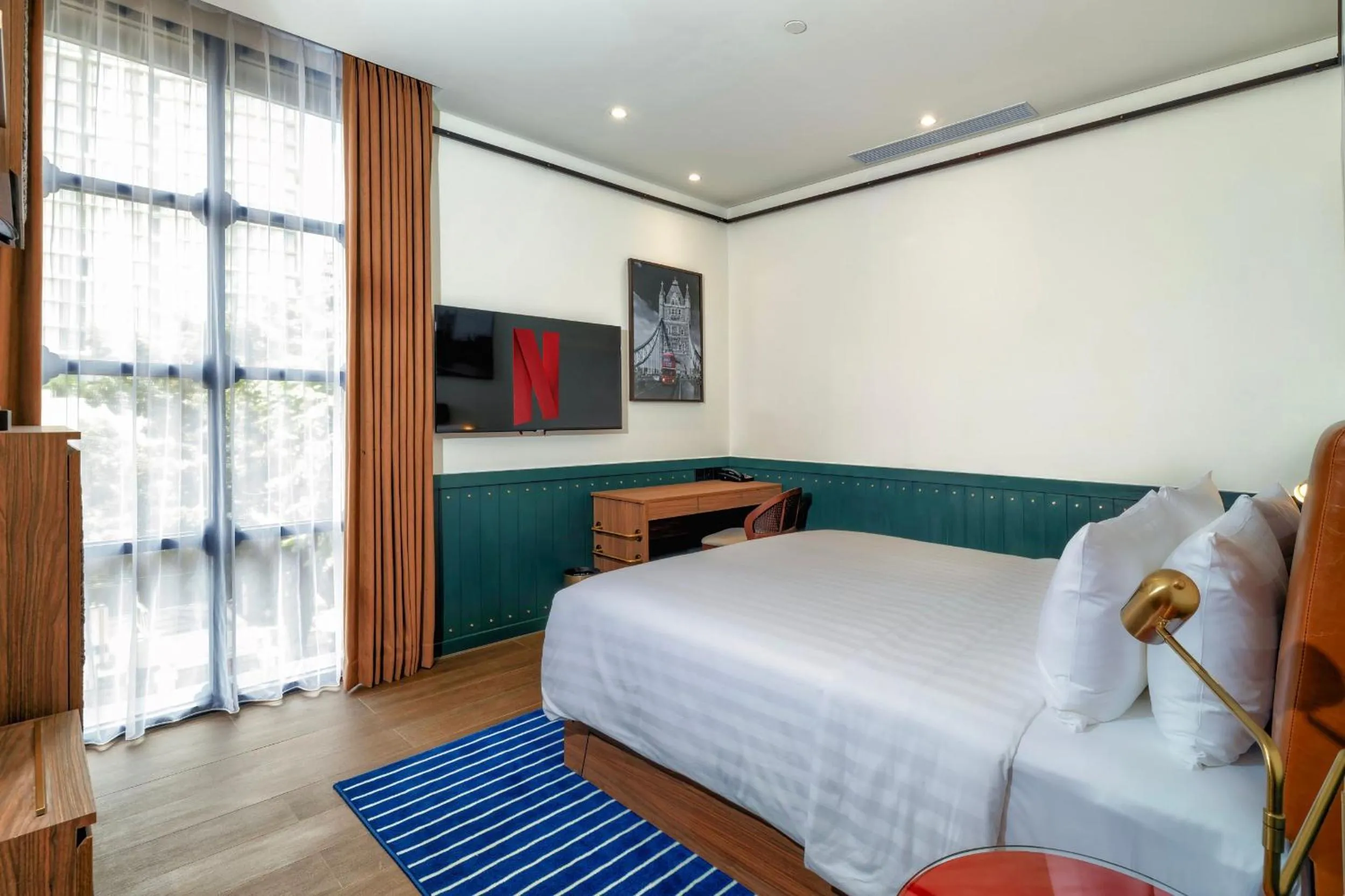 Bedroom, Bed in Ashley Tugu Tani Menteng