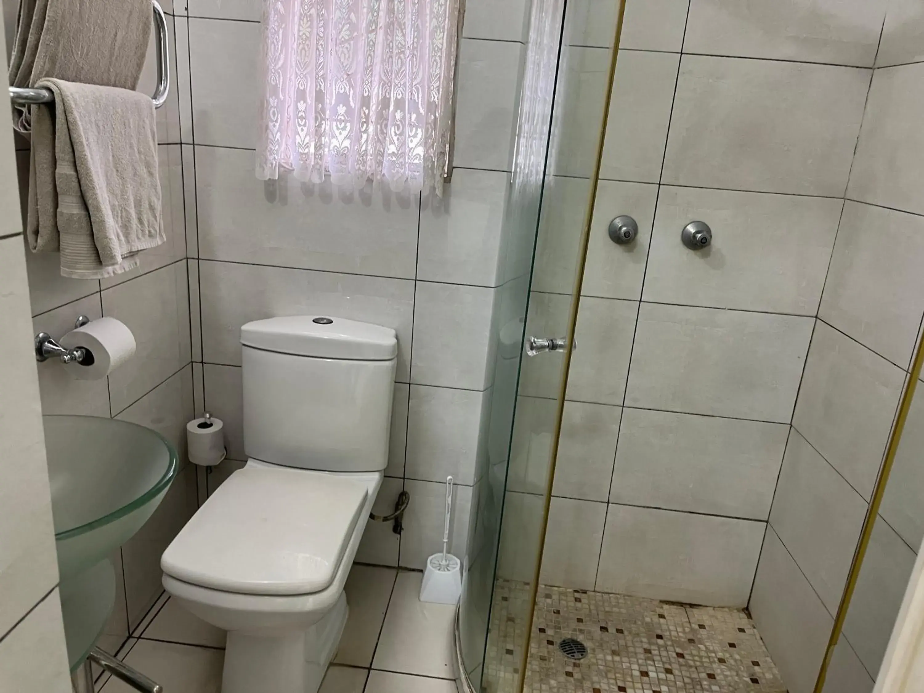 Deluxe Twin Room - single occupancy in Sleepers Villa Guesthouse Deluxe Twin Room - single occupancy in Sleepers Villa Guesthouse