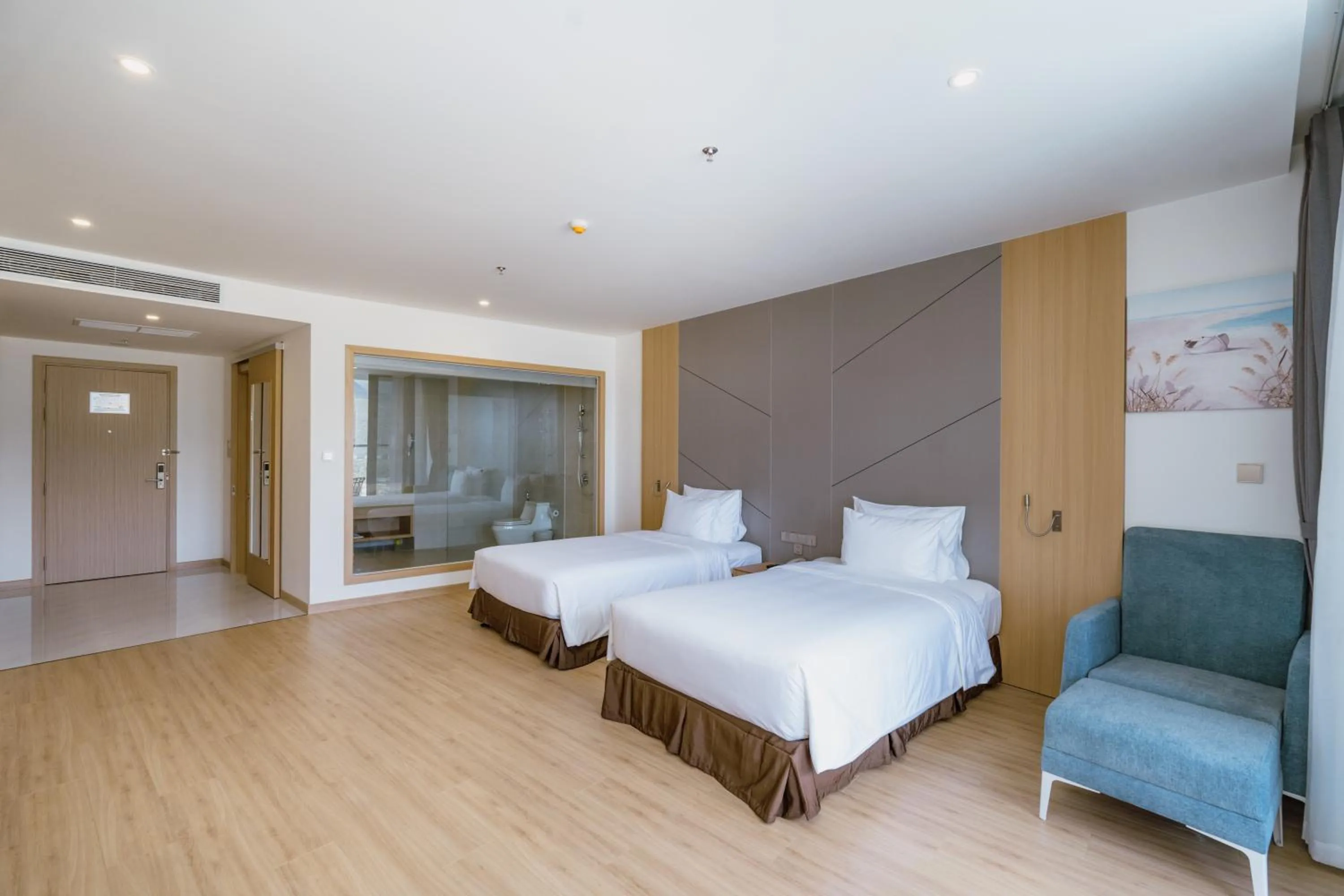 Photo of the whole room, Bed in Aquamarine Cam Ranh By Swandor - All Inclusive