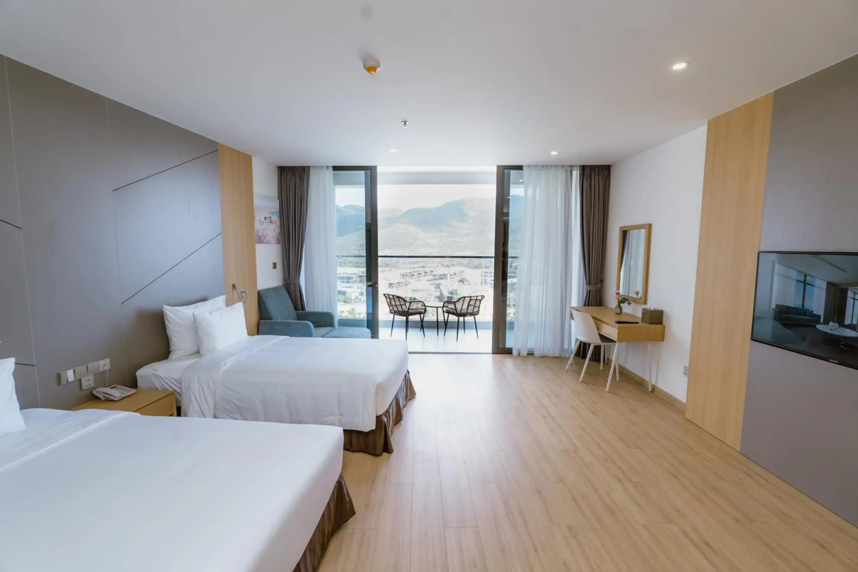 Senior Deluxe Twin Room with Ocean View in Aquamarine Cam Ranh By Swandor - All Inclusive Senior Deluxe Twin Room with Ocean View in Aquamarine Cam Ranh By Swandor - All Inclusive