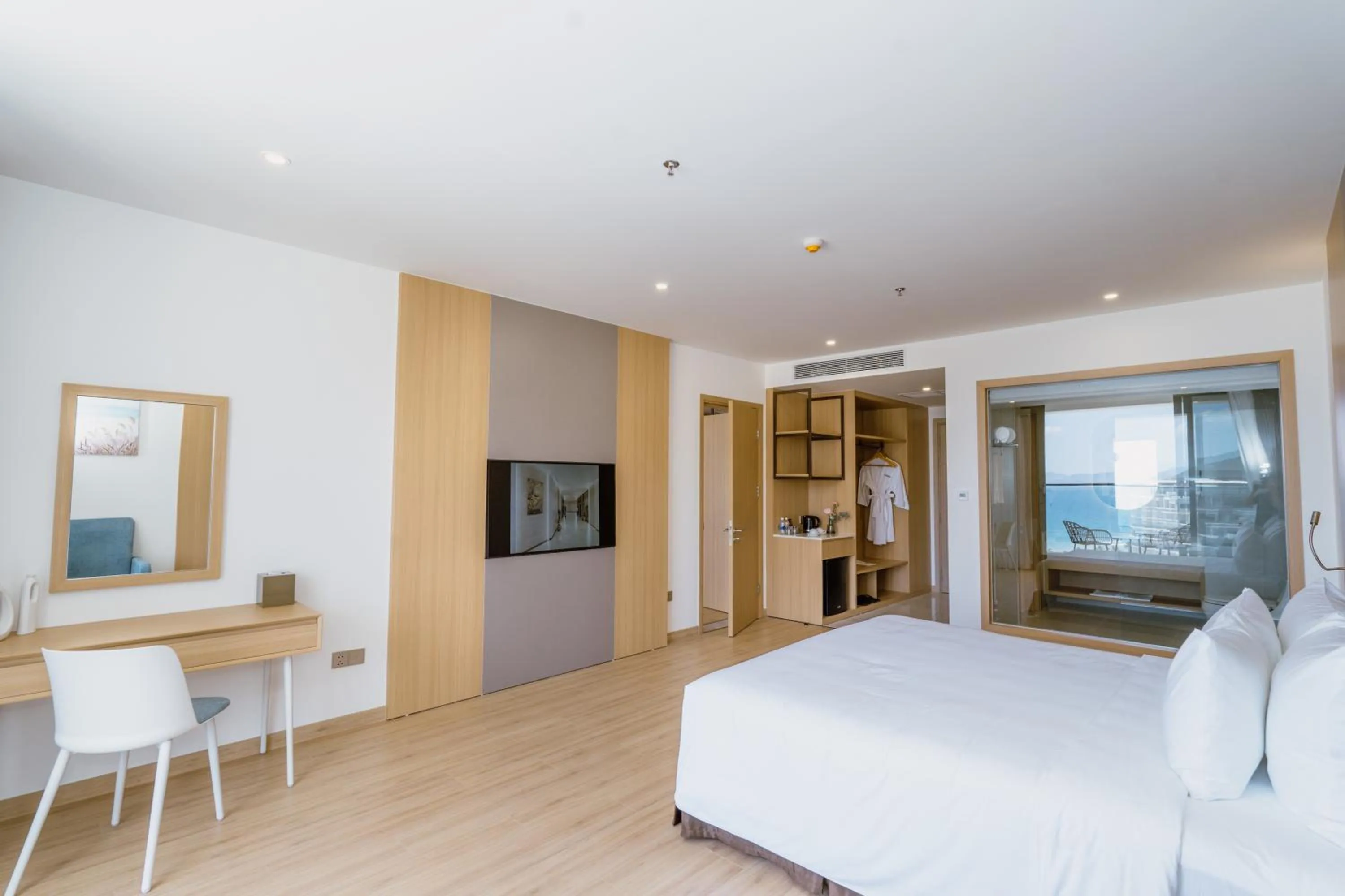 Bedroom, Bed in Aquamarine Cam Ranh By Swandor - All Inclusive