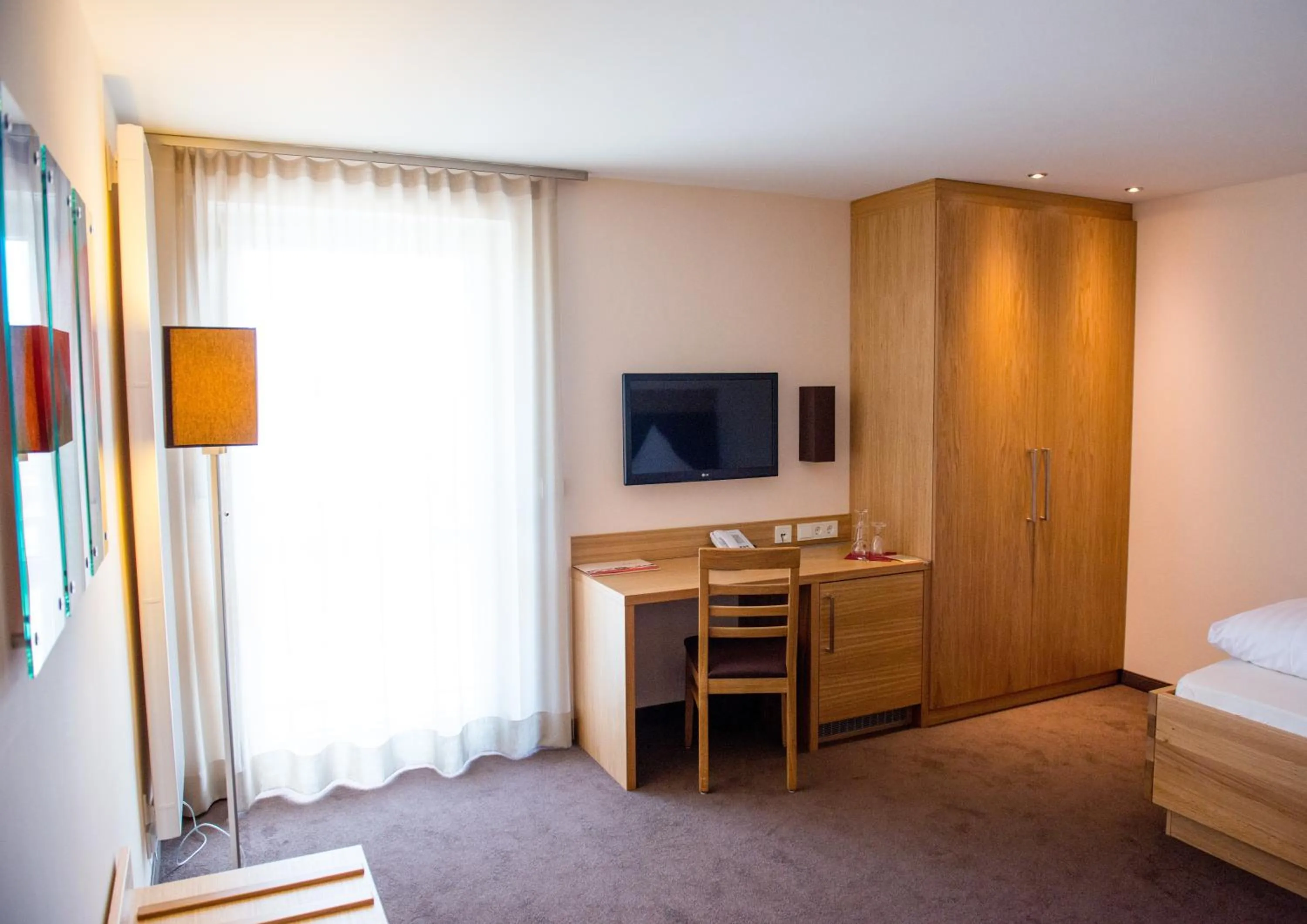 TV and multimedia, Bed in Wellnesshotel Zum Koch