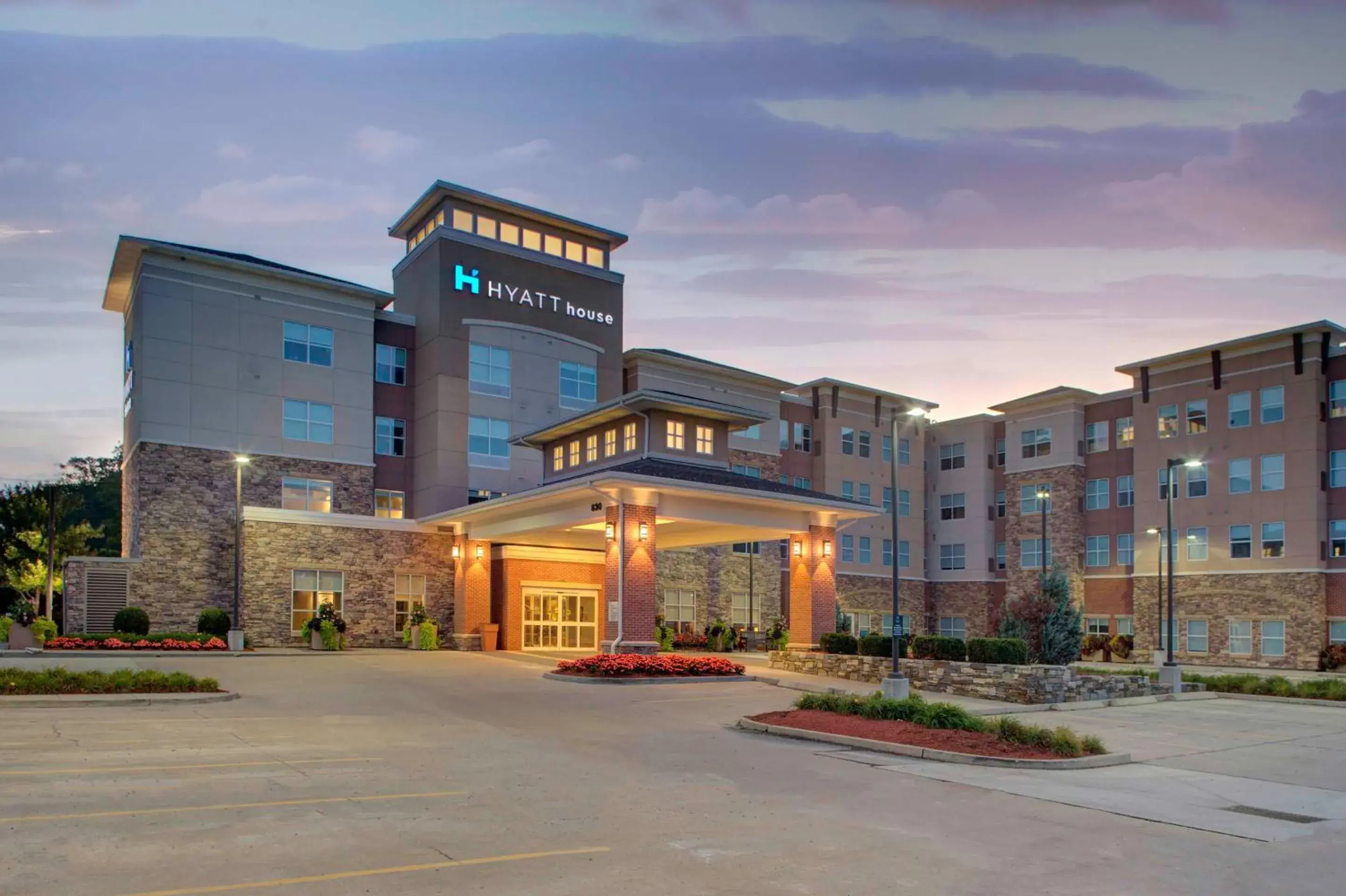 Property building in HYATT House Shelton Property building in HYATT House Shelton